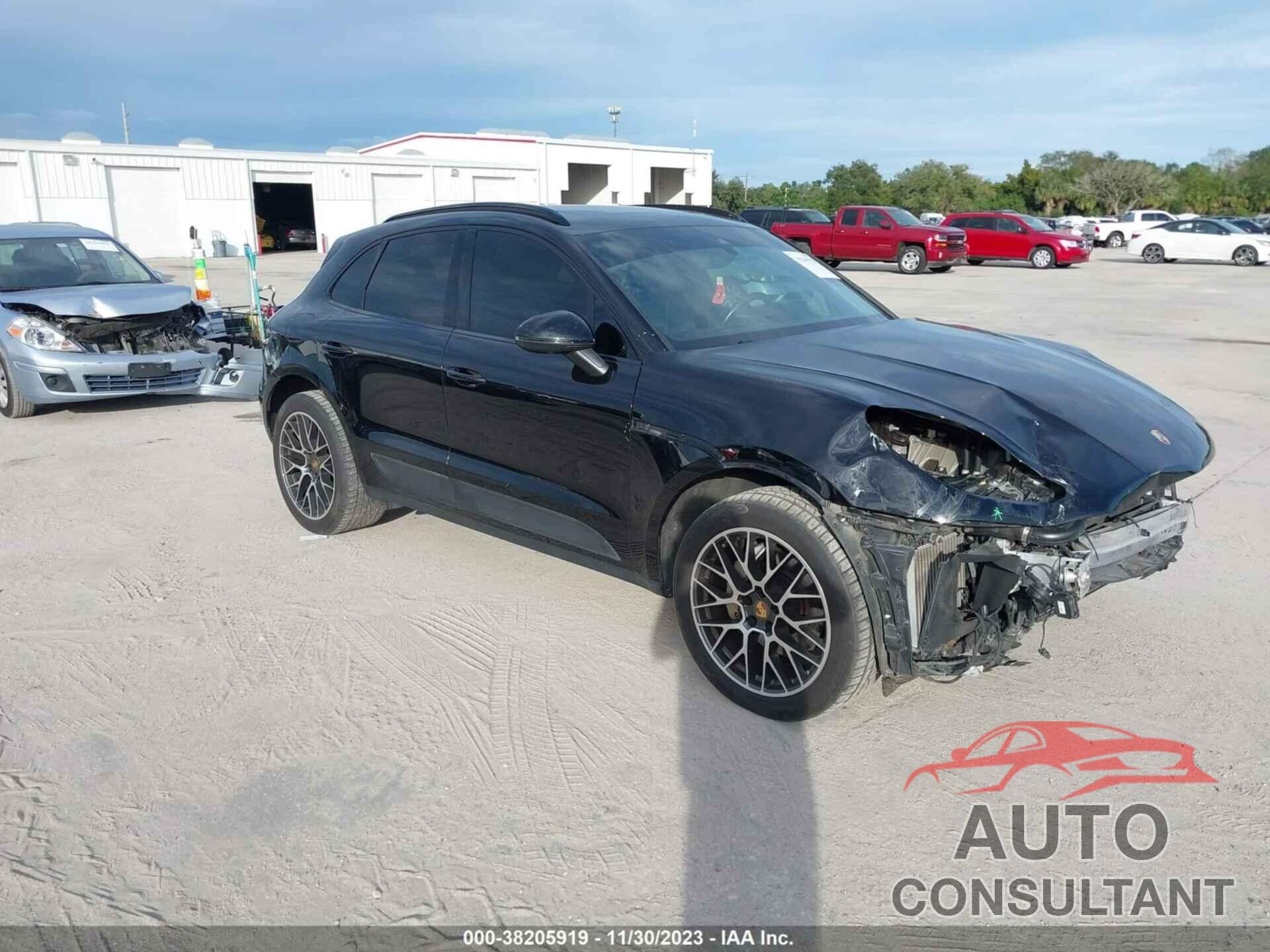 PORSCHE MACAN 2017 - WP1AB2A59HLB18786