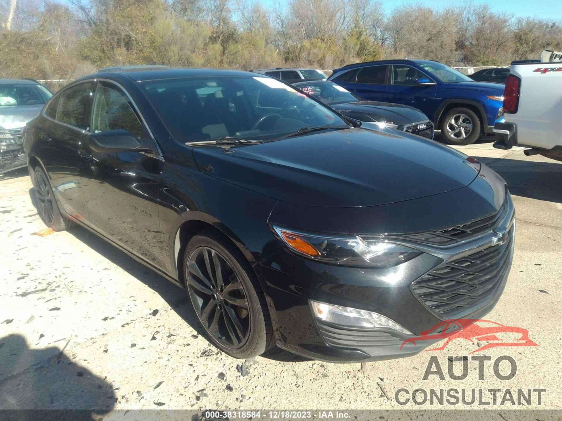 CHEVROLET MALIBU 2021 - 1G1ZD5ST1MF026070