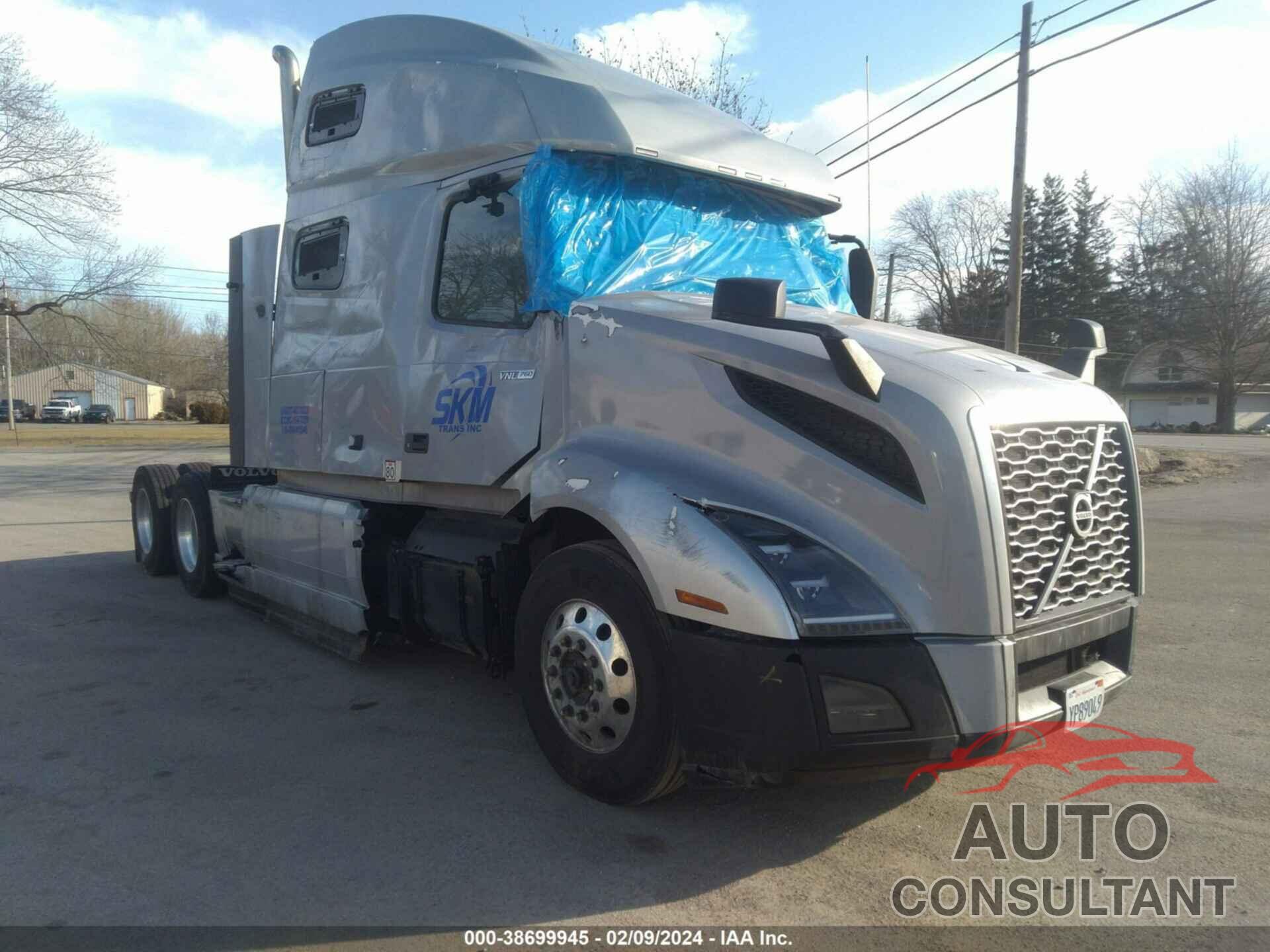 VOLVO VNL 2024 - 4V4NC9EH8RN641546