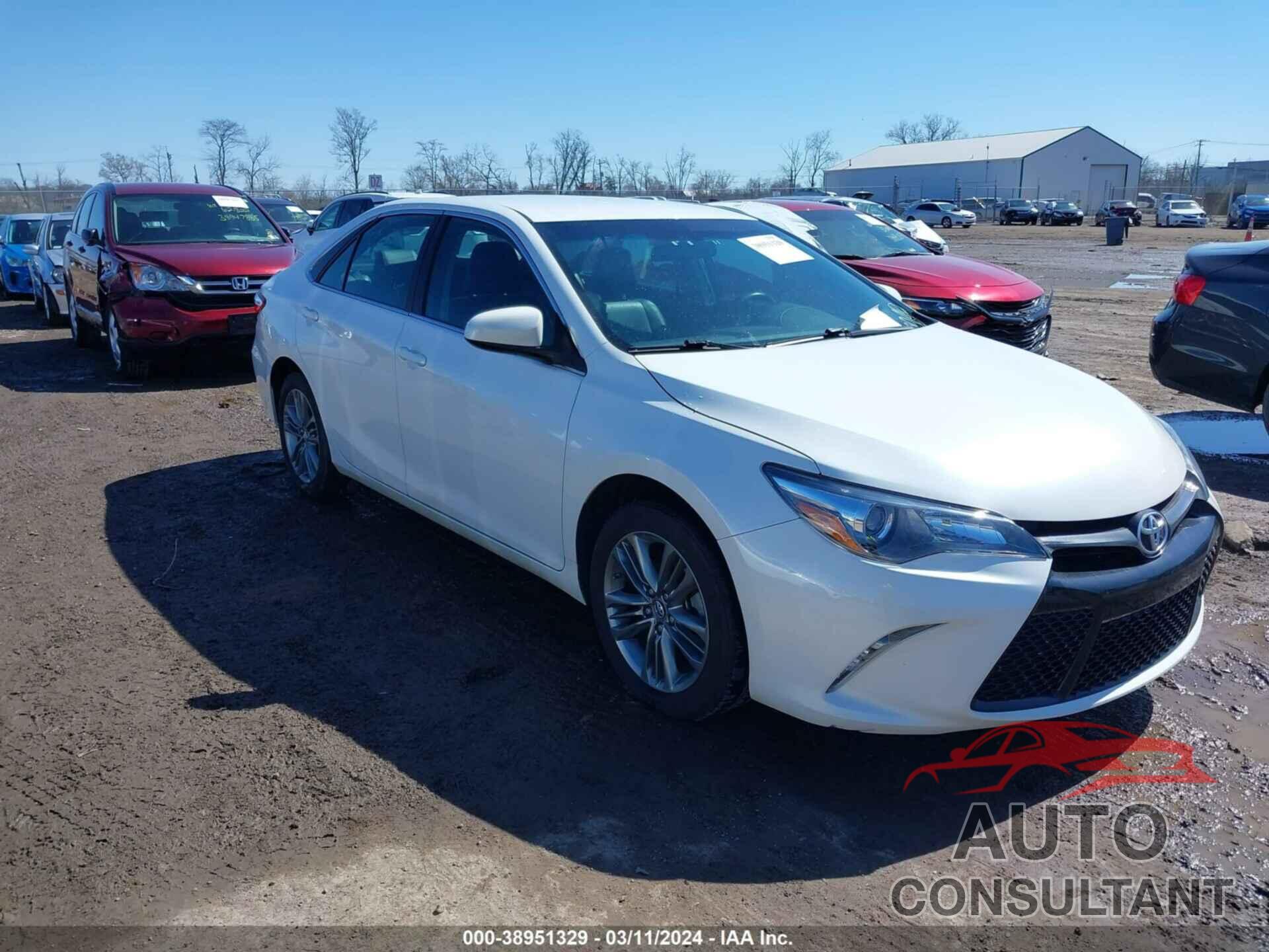 TOYOTA CAMRY 2017 - 4T1BF1FK2HU324329