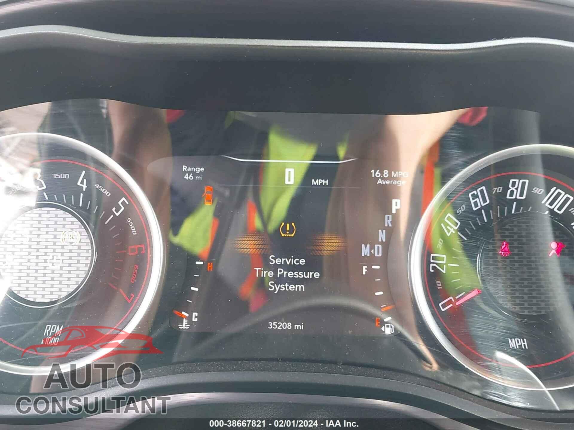 DODGE CHALLENGER 2018 - 2C3CDZBT4JH252641