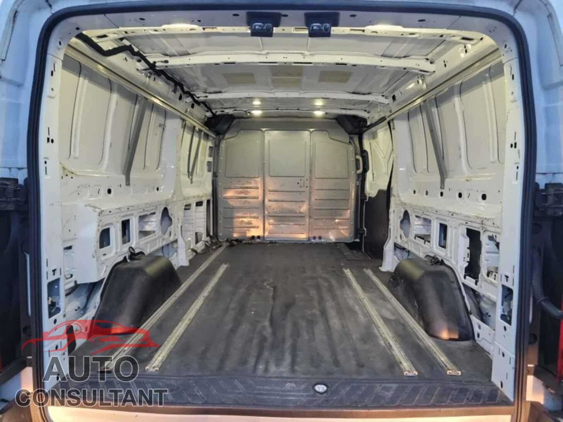FORD TRANSIT 2017 - 1FTYR2YM0HKB51917