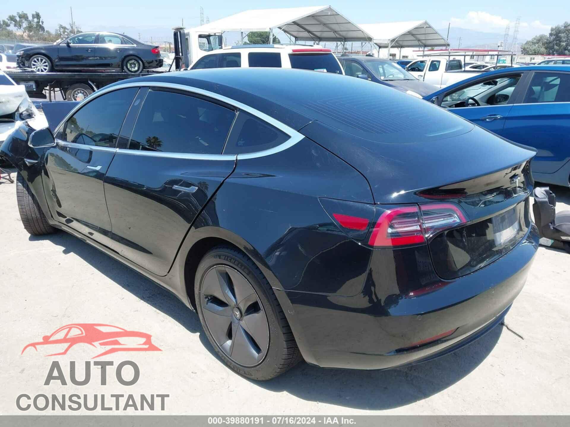 TESLA MODEL 3 2018 - 5YJ3E1EA2JF018671