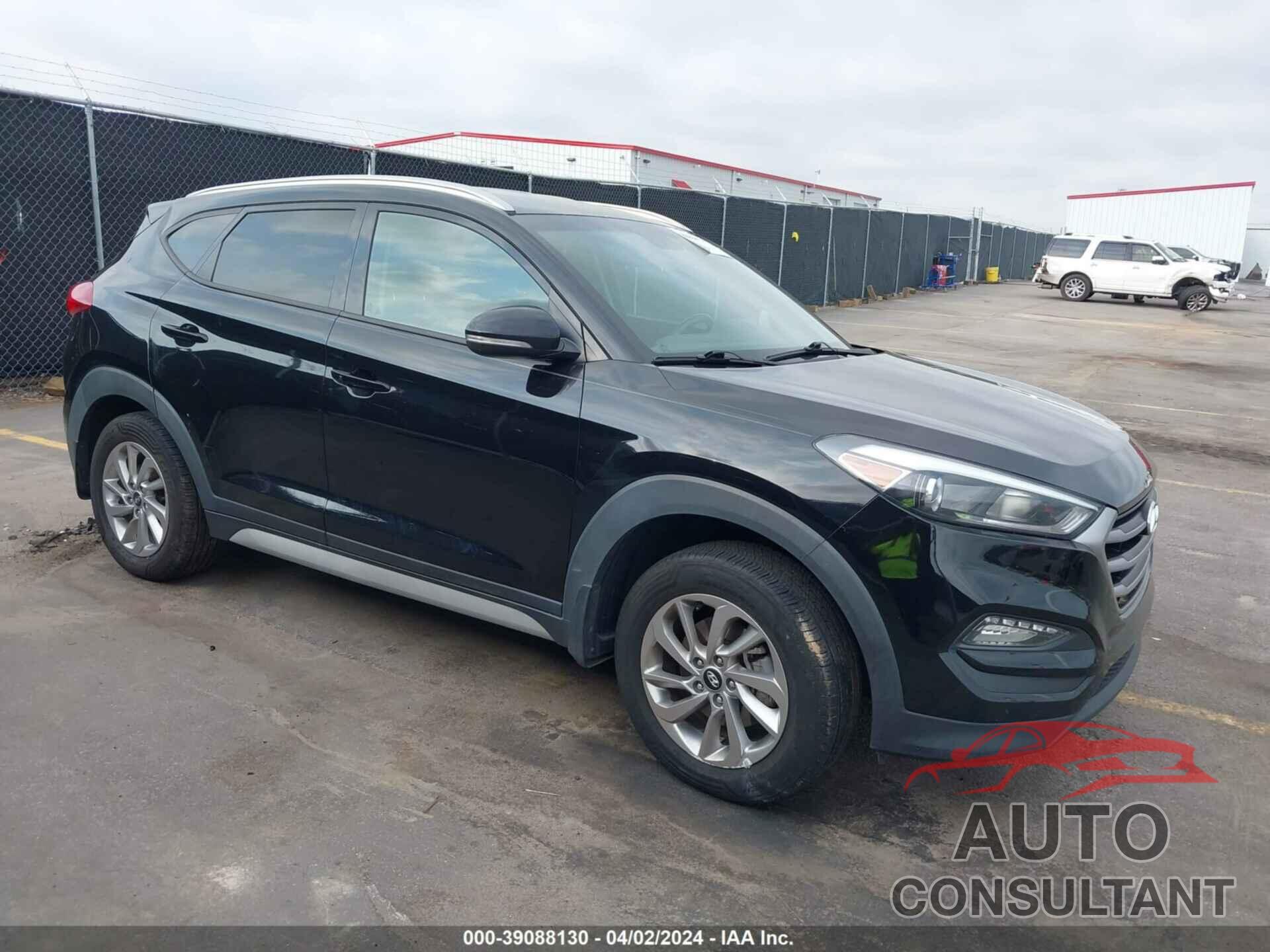 HYUNDAI TUCSON 2018 - KM8J33A4XJU801507