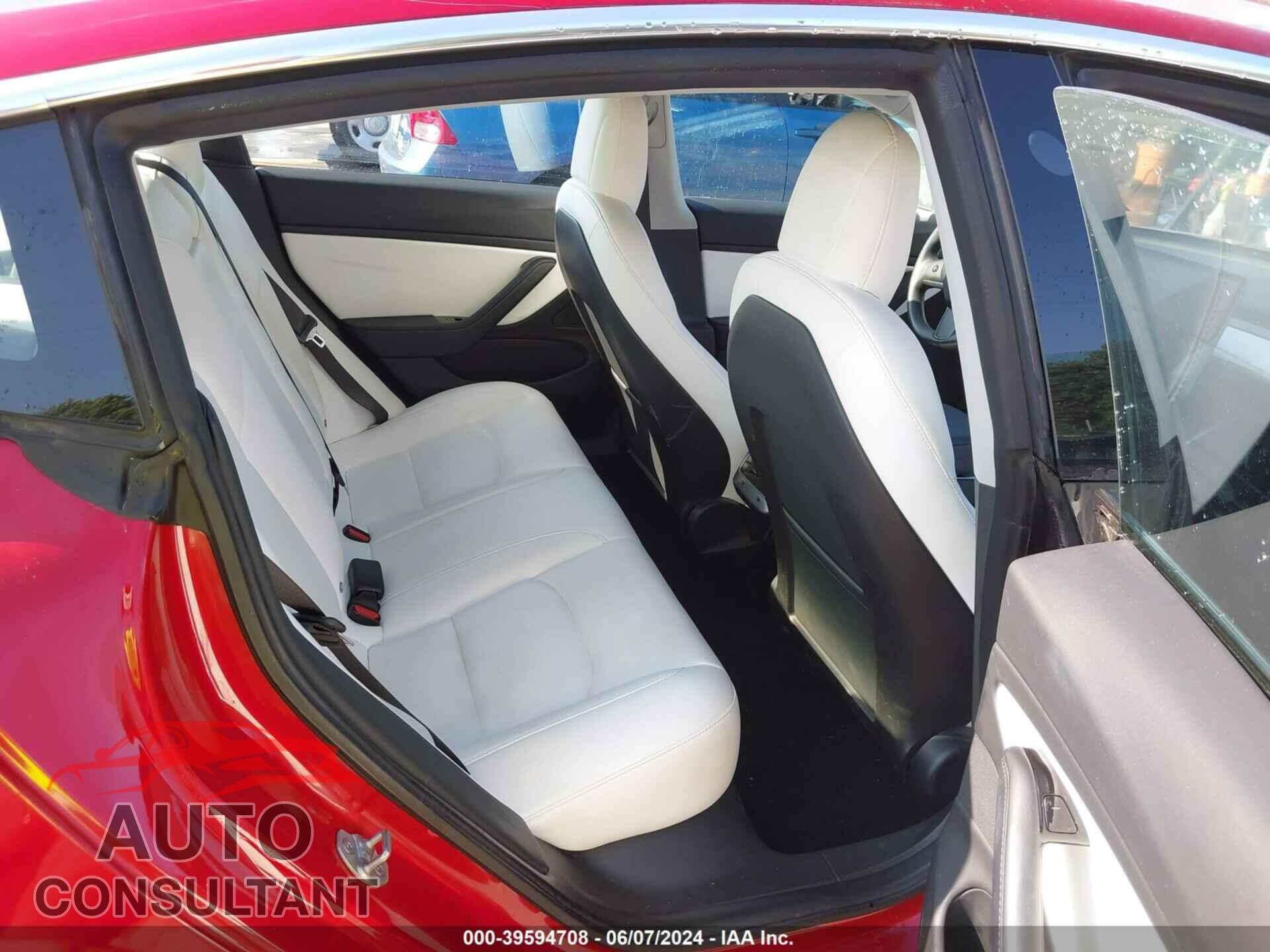 TESLA MODEL 3 2018 - 5YJ3E1EB8JF135146