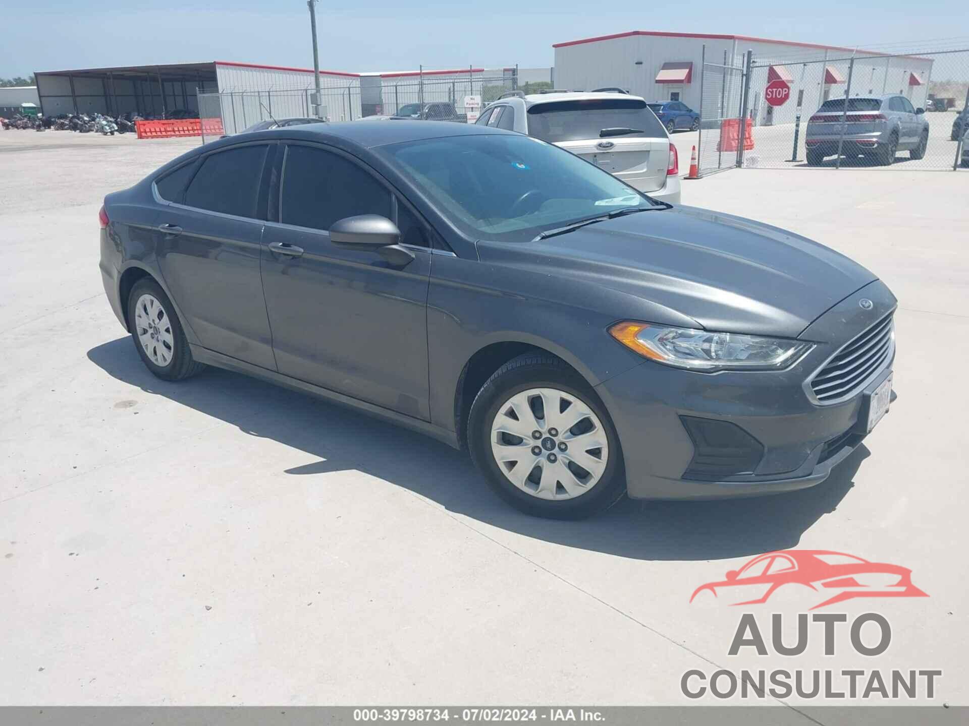 FORD FUSION 2019 - 3FA6P0G74KR258040