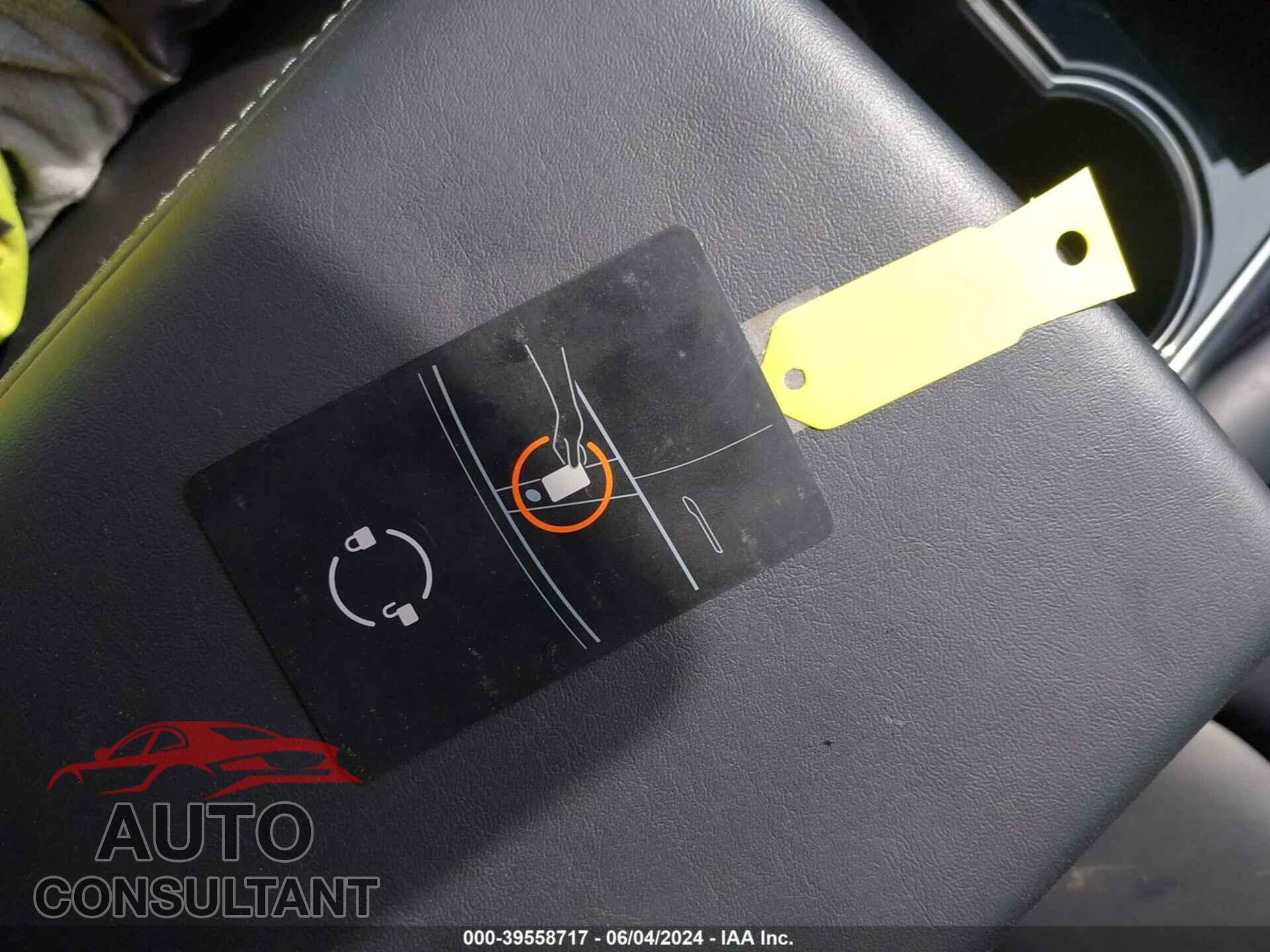 TESLA MODEL 3 2019 - 5YJ3E1EB6KF413351