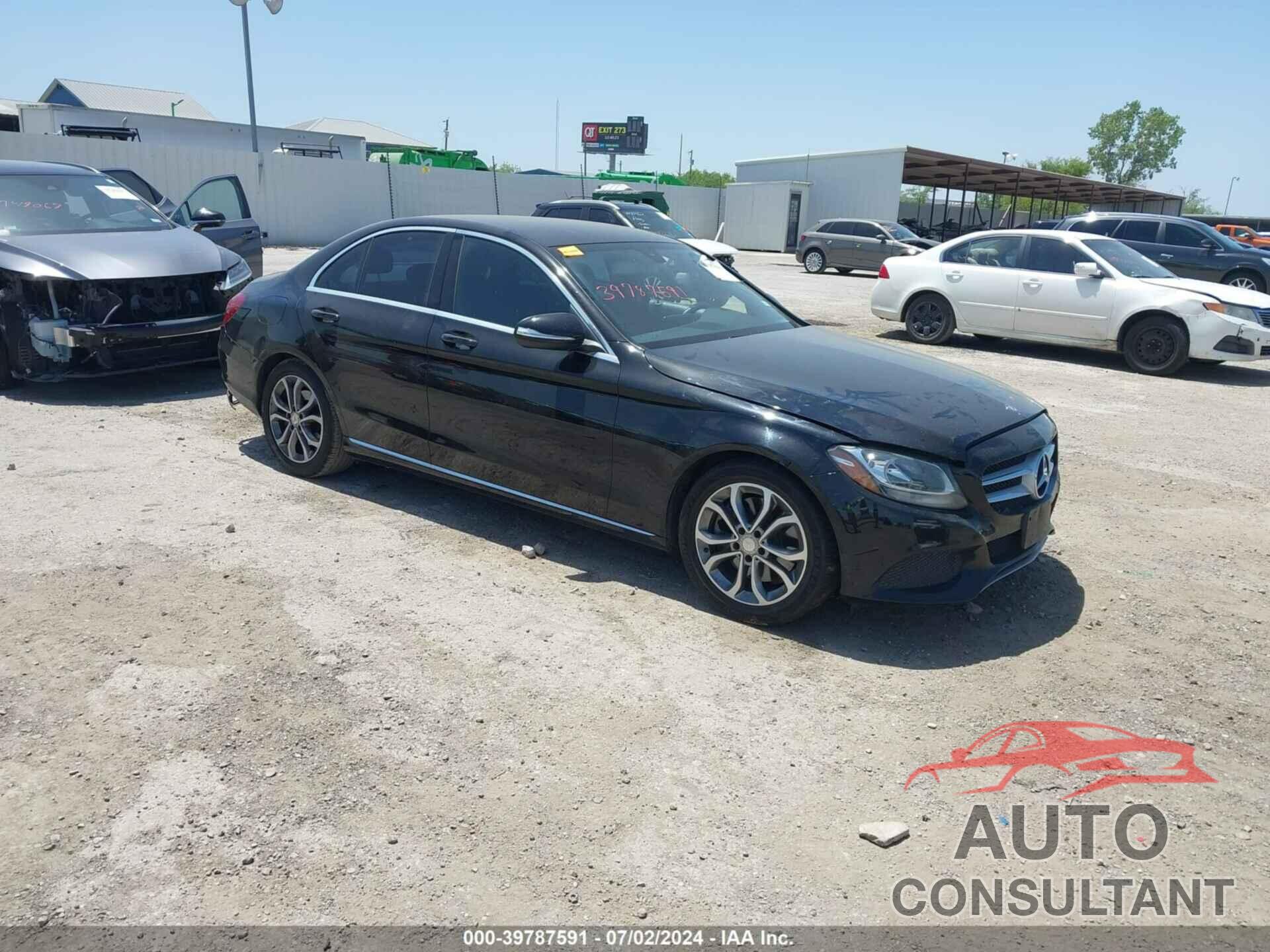 MERCEDES-BENZ C 300 2015 - 55SWF4JB5FU095521
