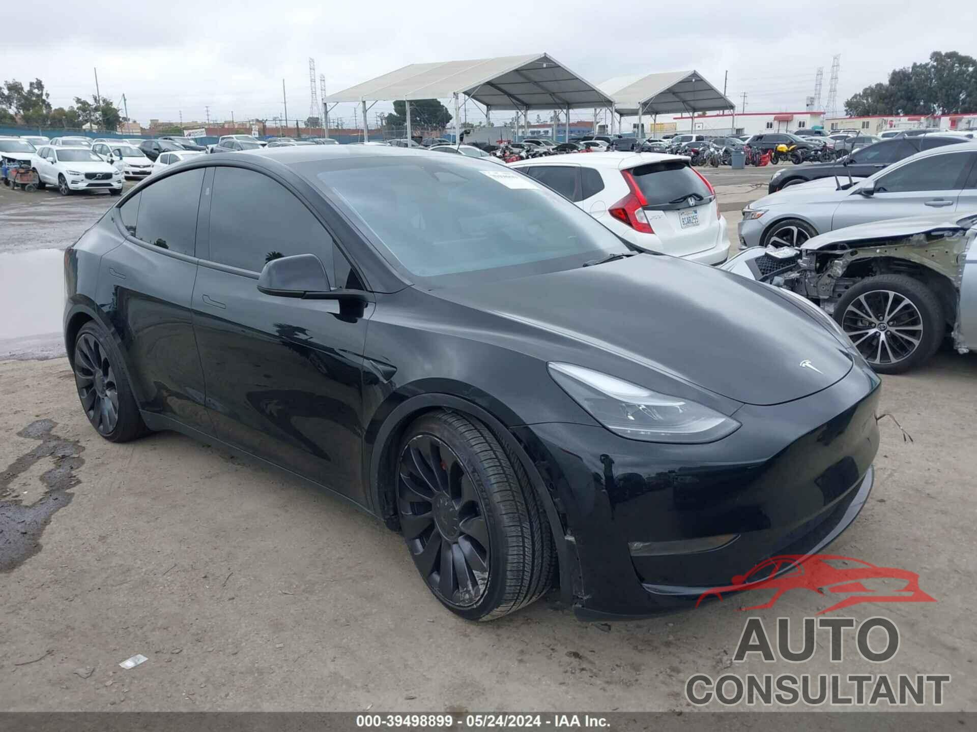 TESLA MODEL Y 2023 - 7SAYGDEF1PF800646