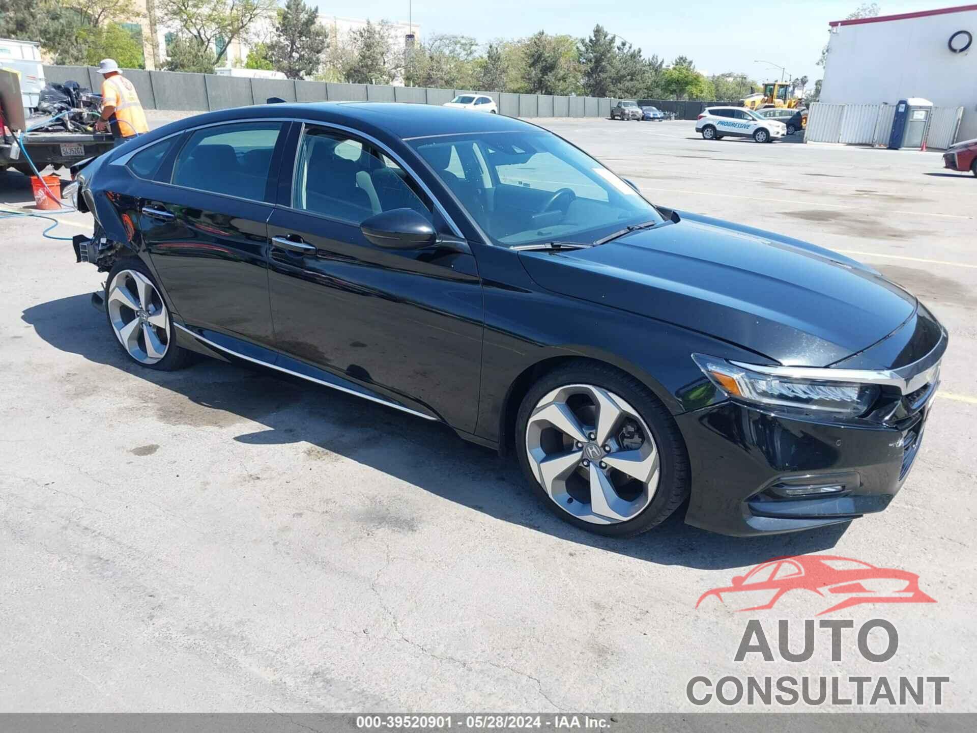 HONDA ACCORD 2018 - 1HGCV1F93JA000548