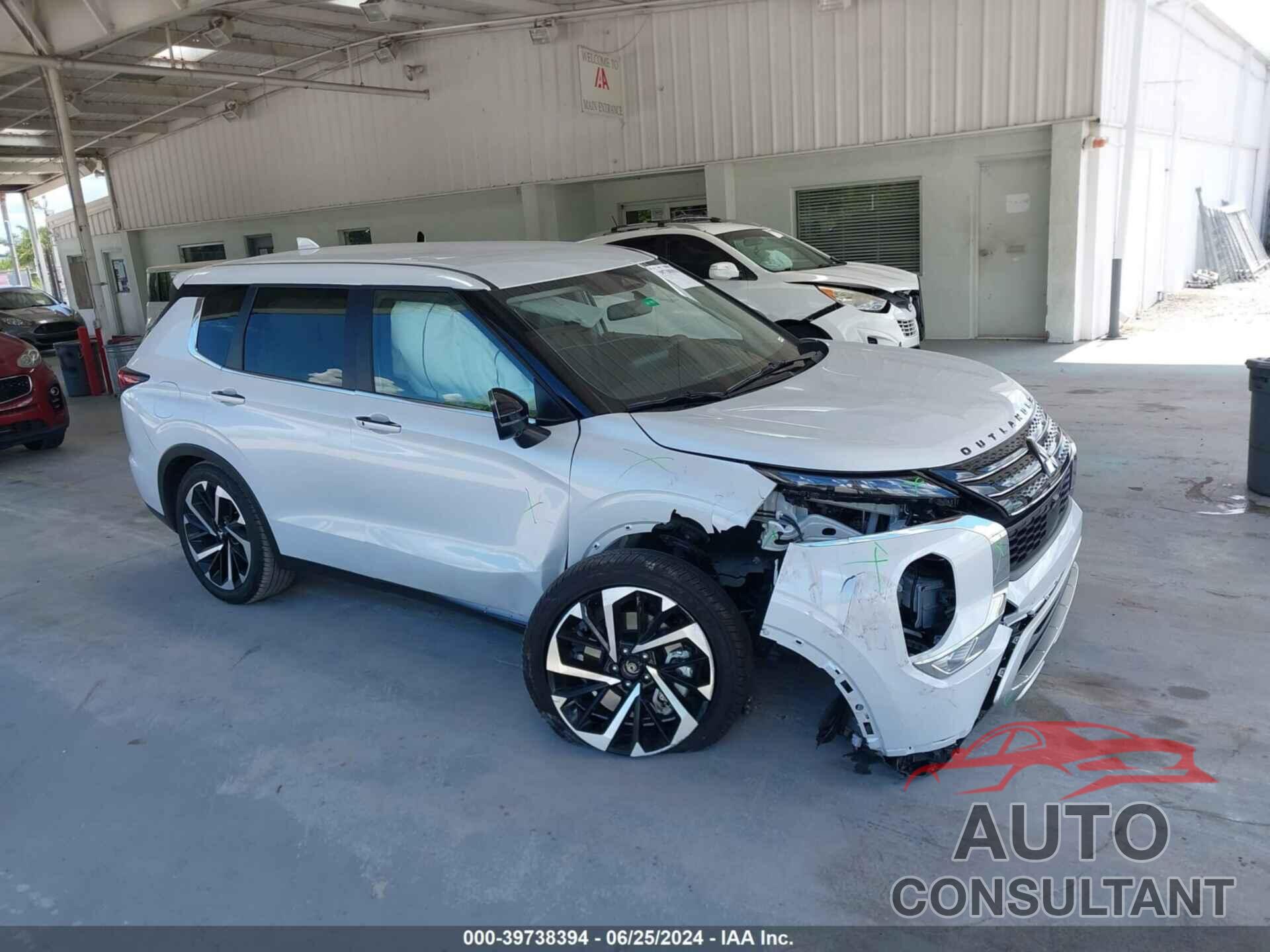 MITSUBISHI OUTLANDER 2024 - JA4J3VA87RZ044948