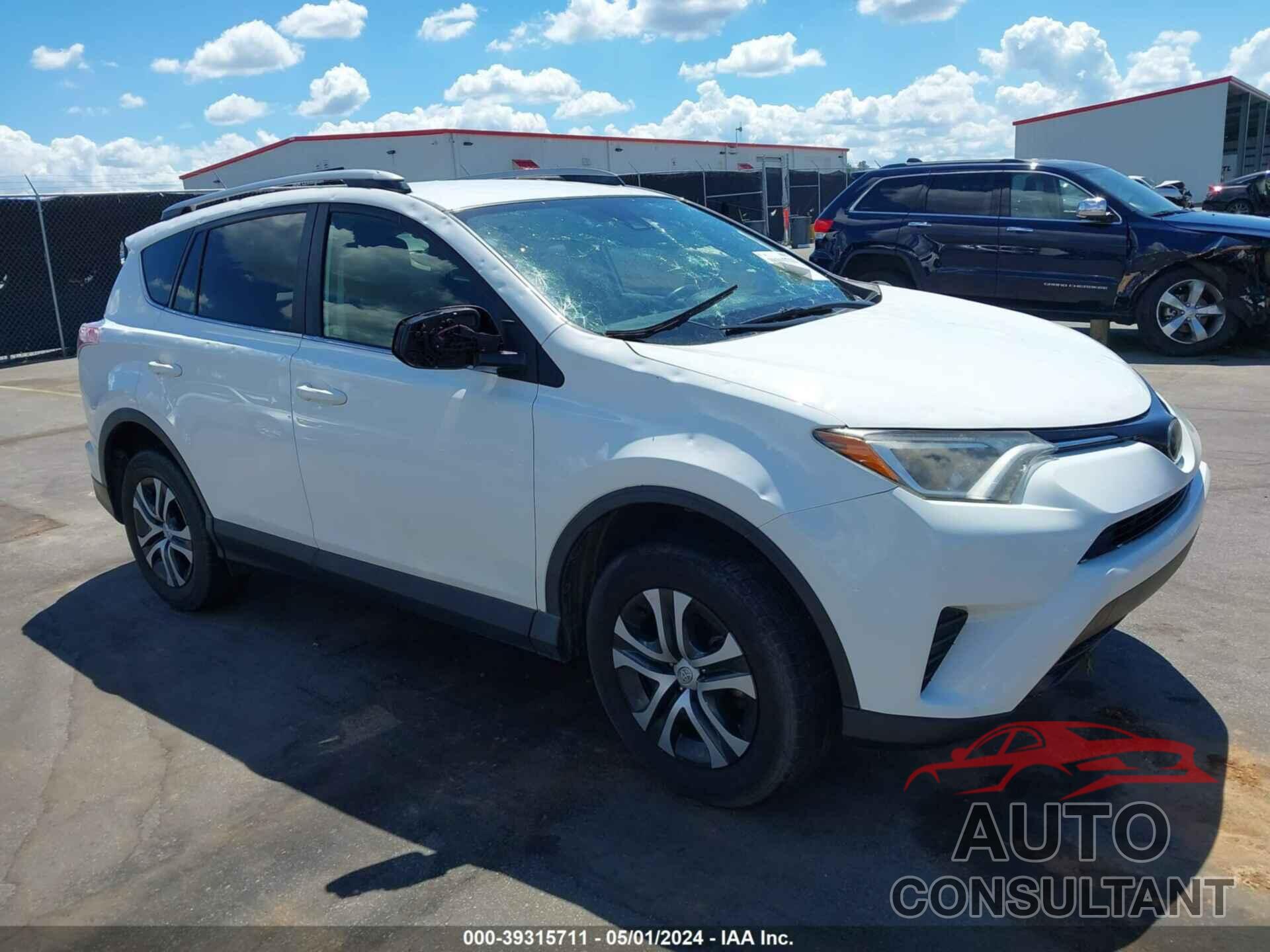 TOYOTA RAV4 2017 - JTMZFREV2HJ131385