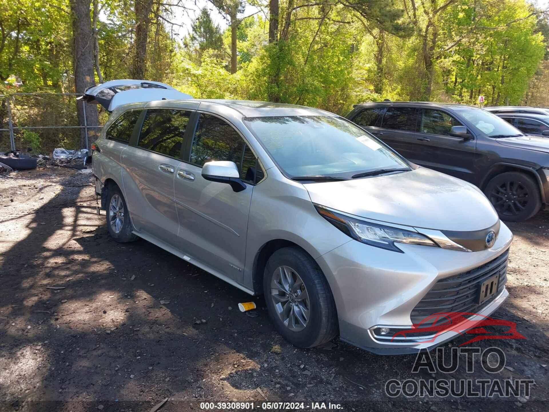 TOYOTA SIENNA 2021 - 5TDYSKFC7MS007797