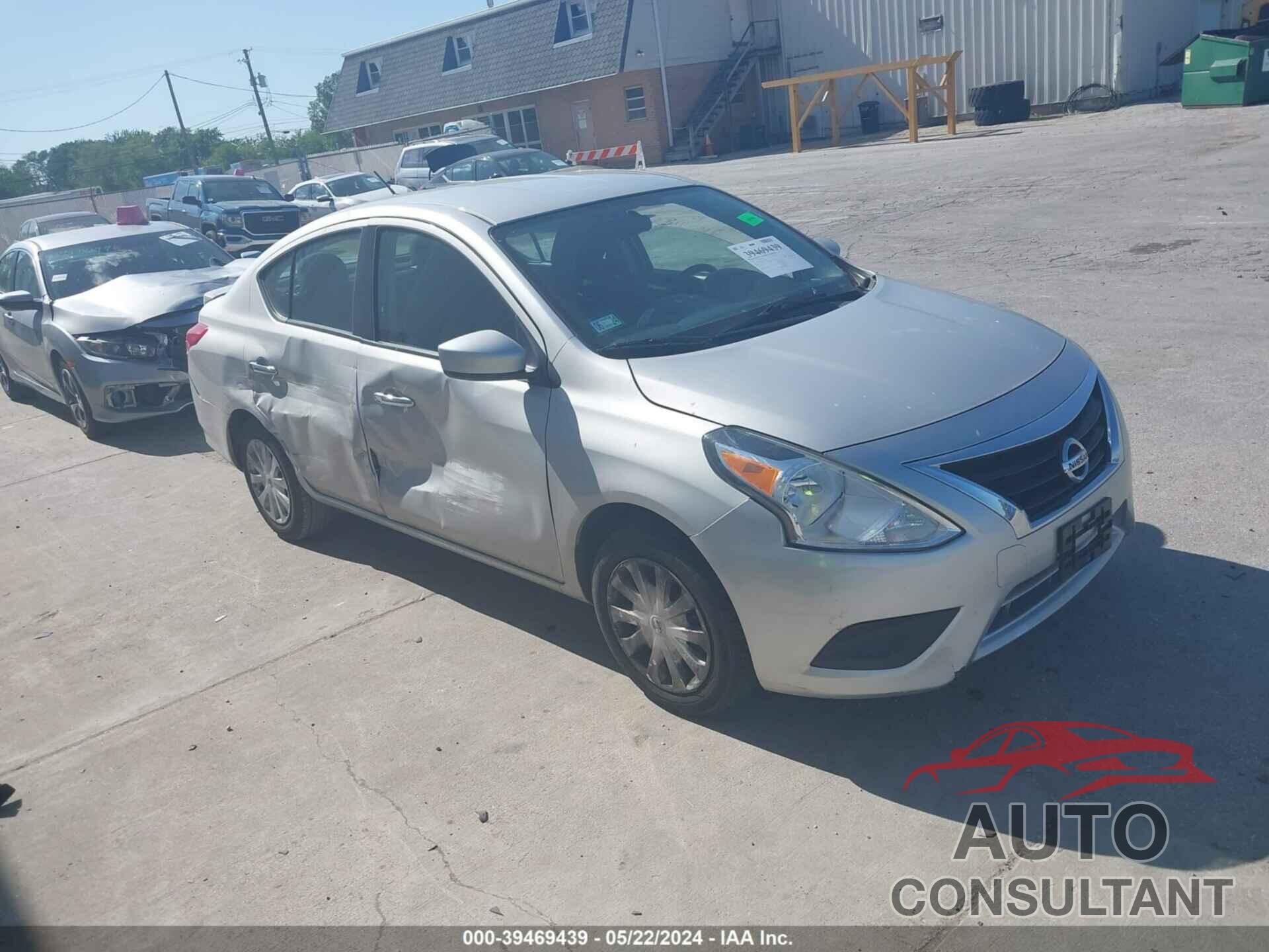 NISSAN VERSA 2019 - 3N1CN7AP6KL868418