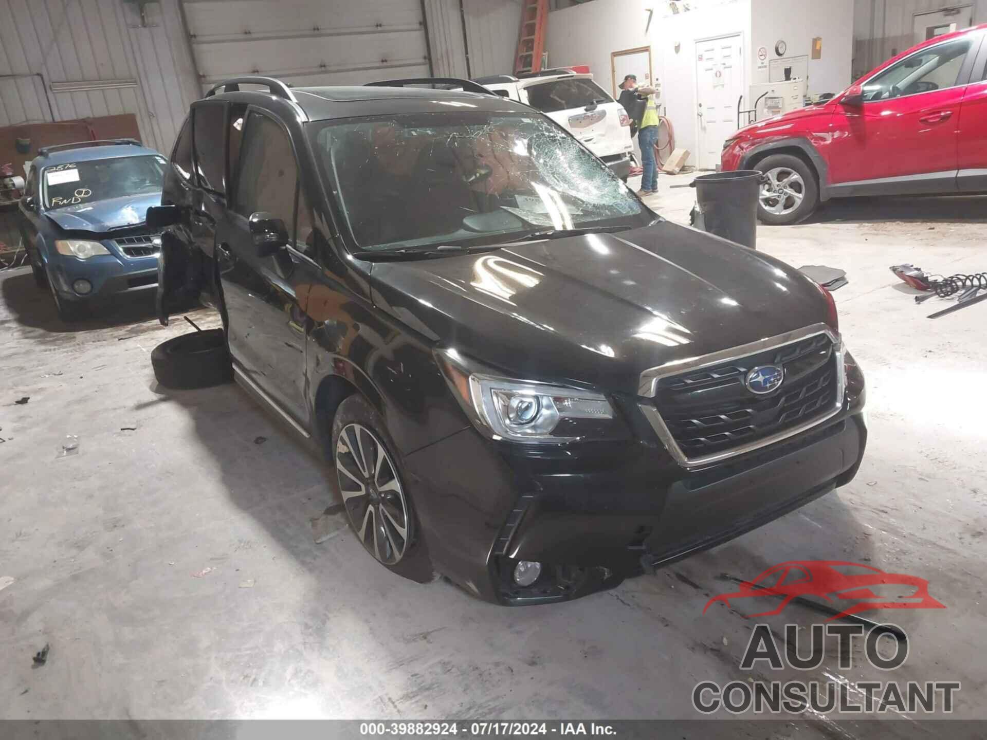 SUBARU FORESTER 2018 - JF2SJGWC3JH580381