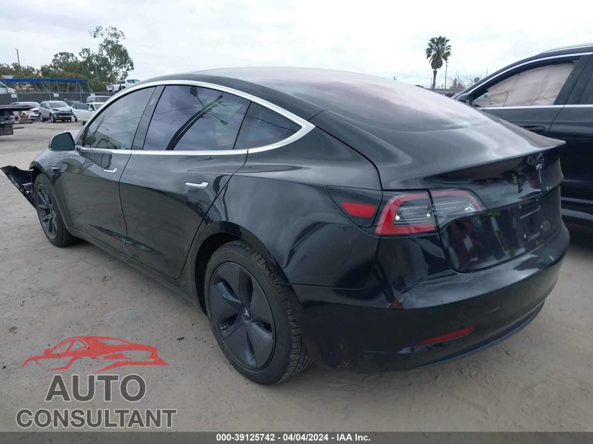 TESLA MODEL 3 2018 - 5YJ3E1EA2JF039925
