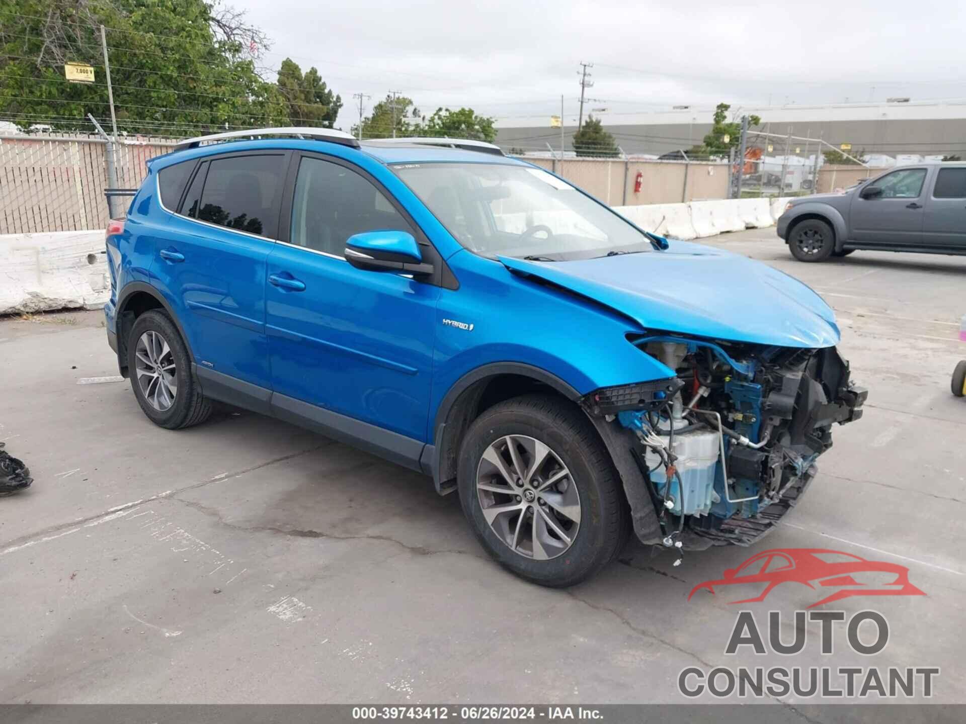 TOYOTA RAV4 HYBRID 2016 - JTMRJREV6GD016171