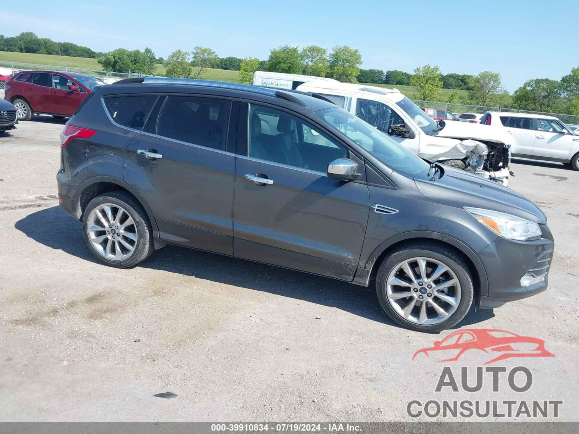 FORD ESCAPE 2016 - 1FMCU0G94GUC26319