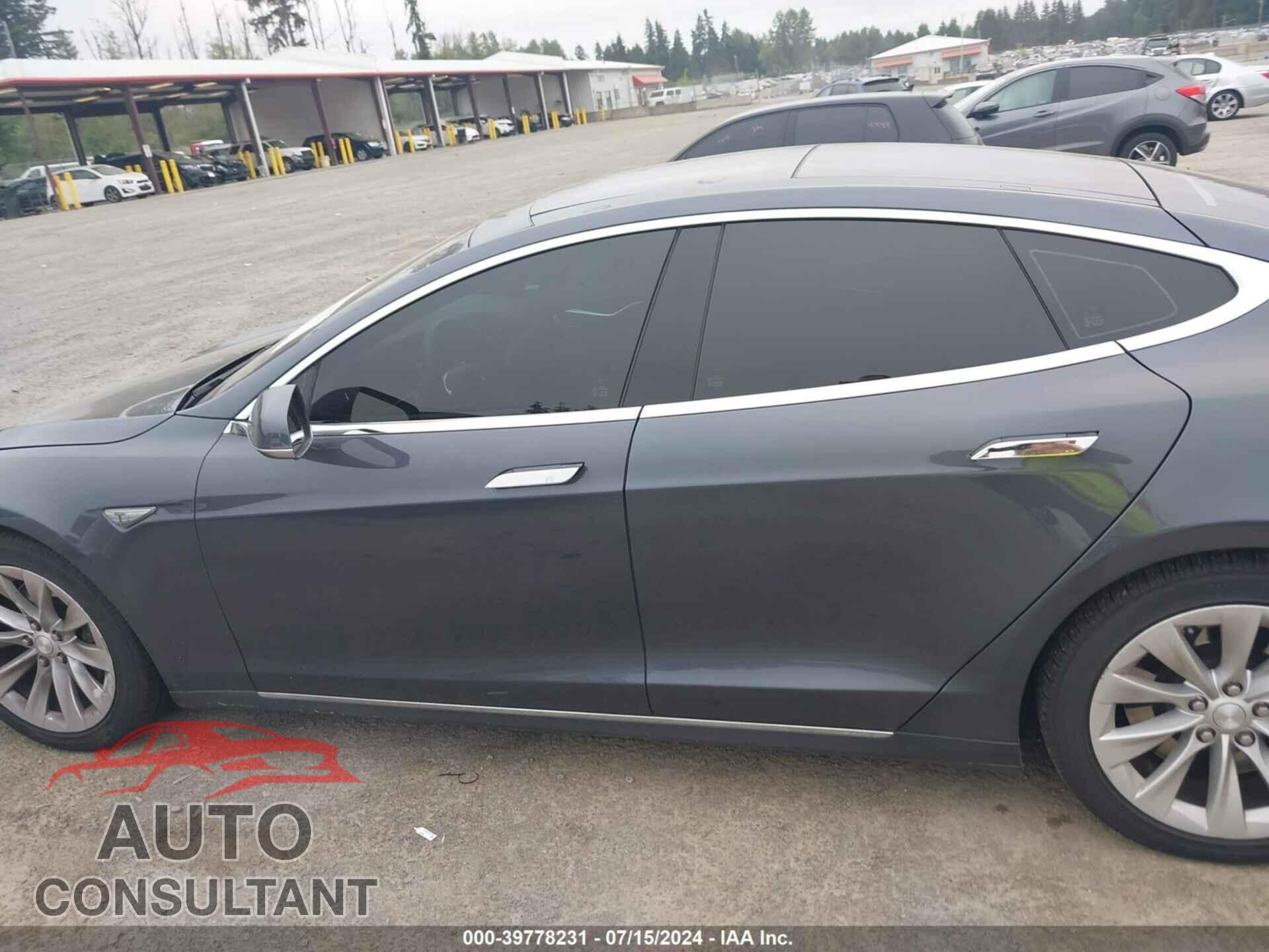 TESLA MODEL S 2016 - 5YJSA1E25GF144807