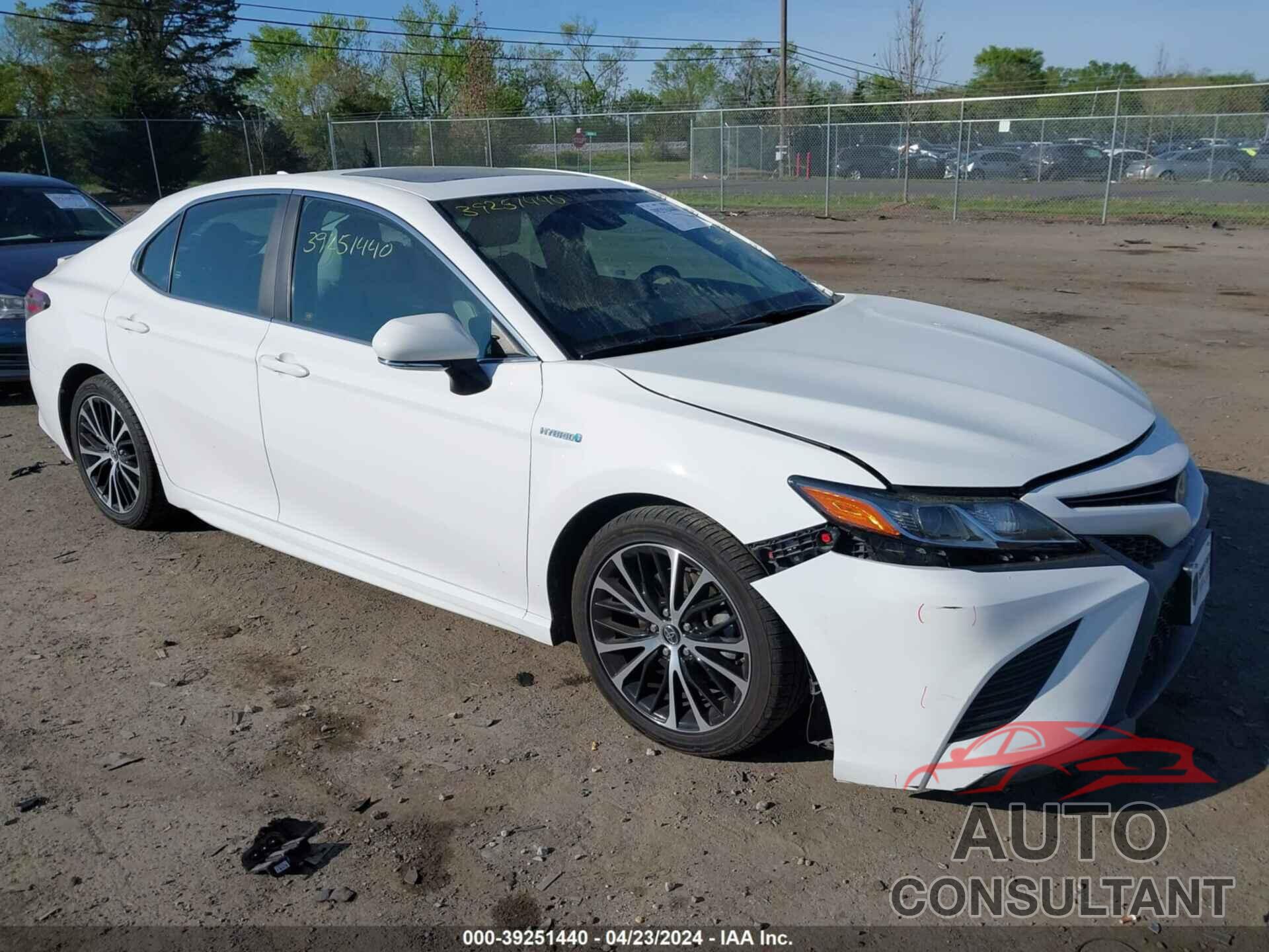 TOYOTA CAMRY HYBRID 2018 - 4T1B21HK7JU509717