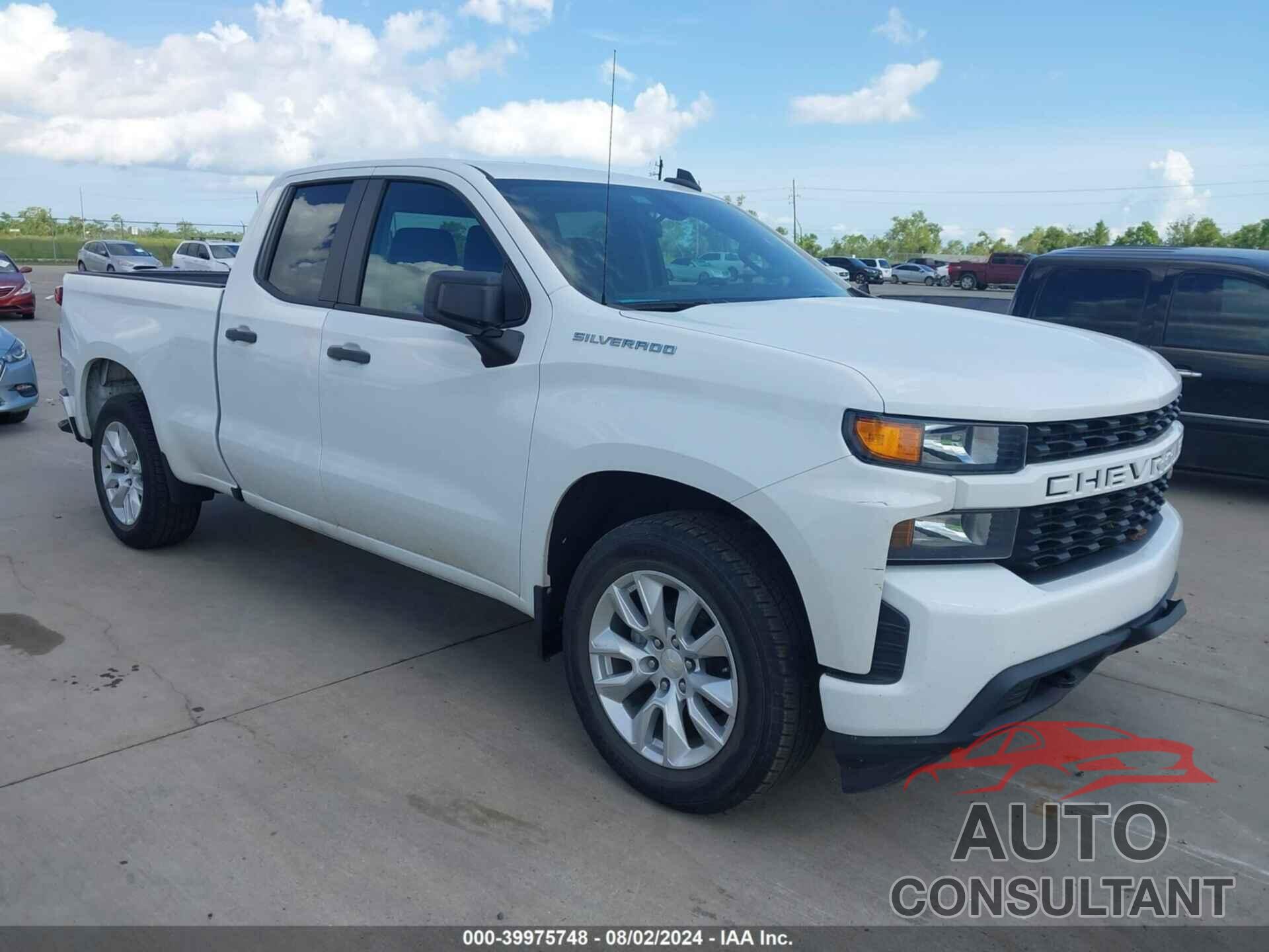 CHEVROLET SILVERADO 1500 2019 - 1GCRWBEF4KZ392347