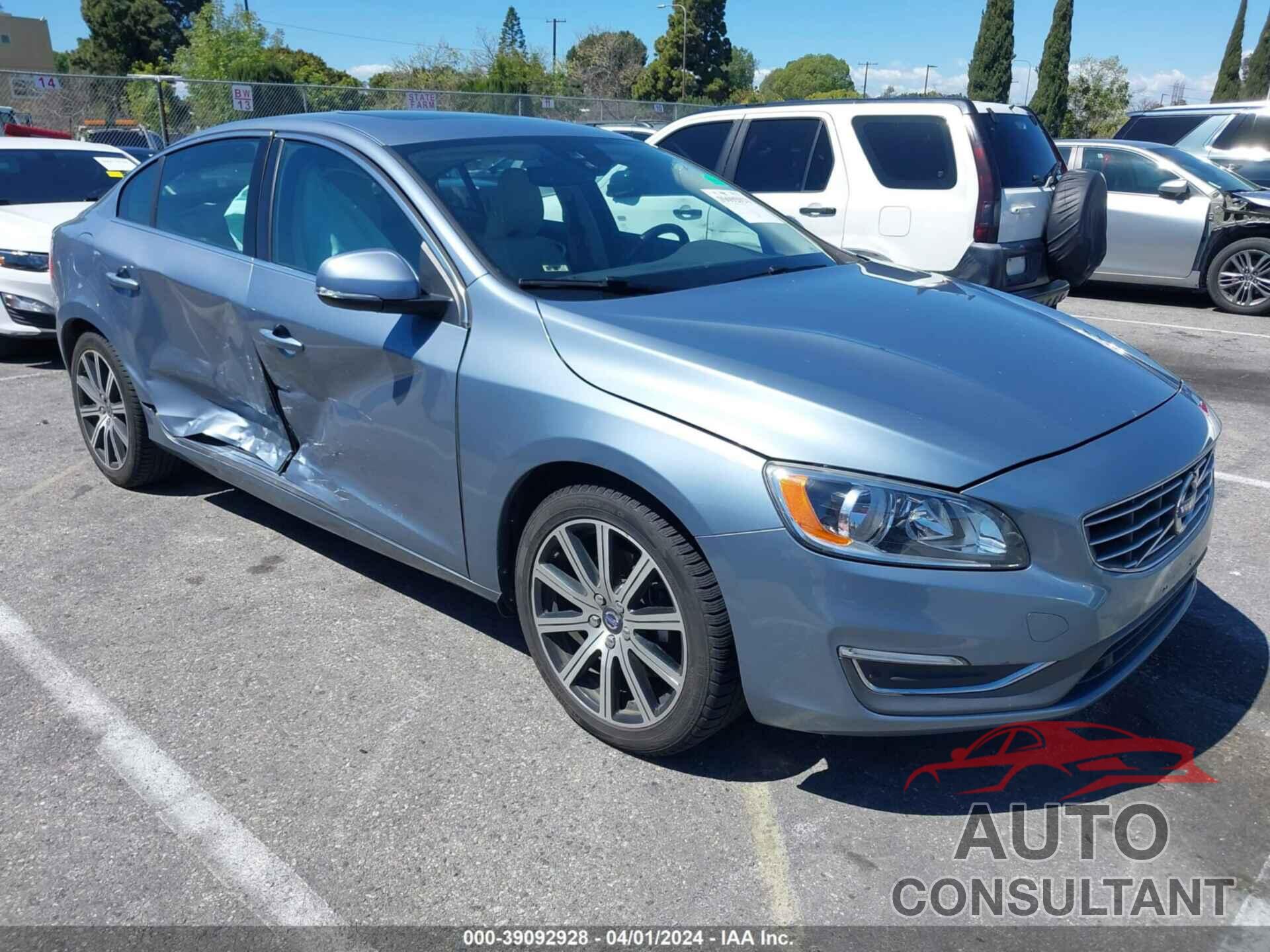 VOLVO S60 2018 - LYV402TK6JB163993