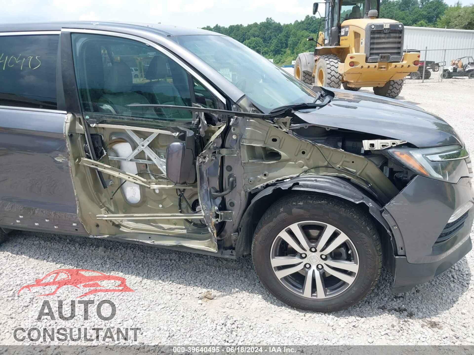 HONDA PILOT 2017 - 5FNYF6H56HB034509