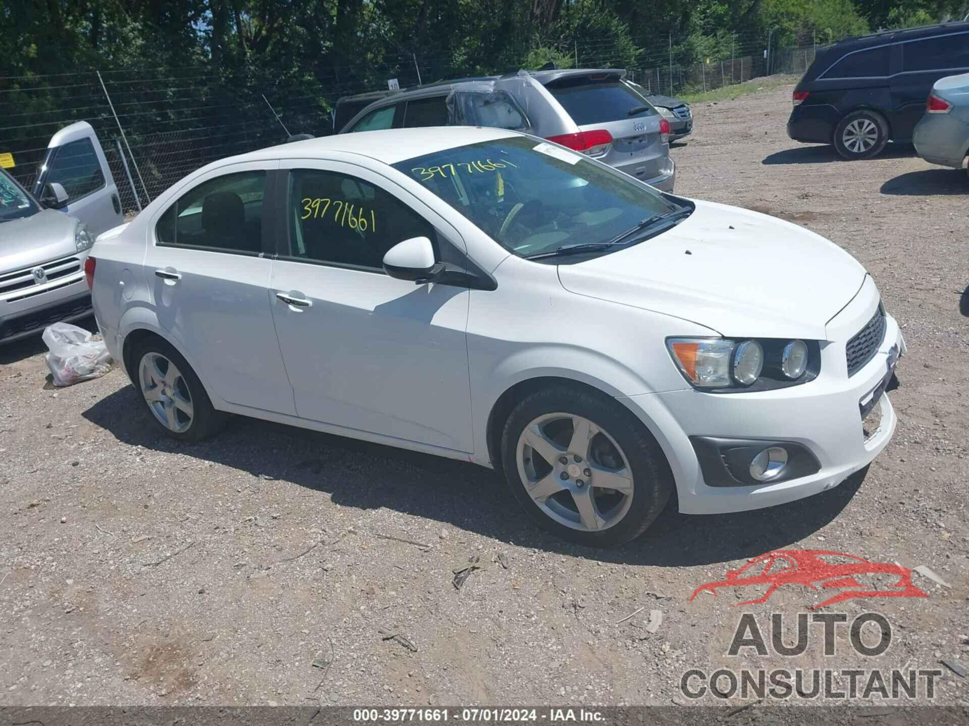 CHEVROLET SONIC 2016 - 1G1JE5SB7G4147669