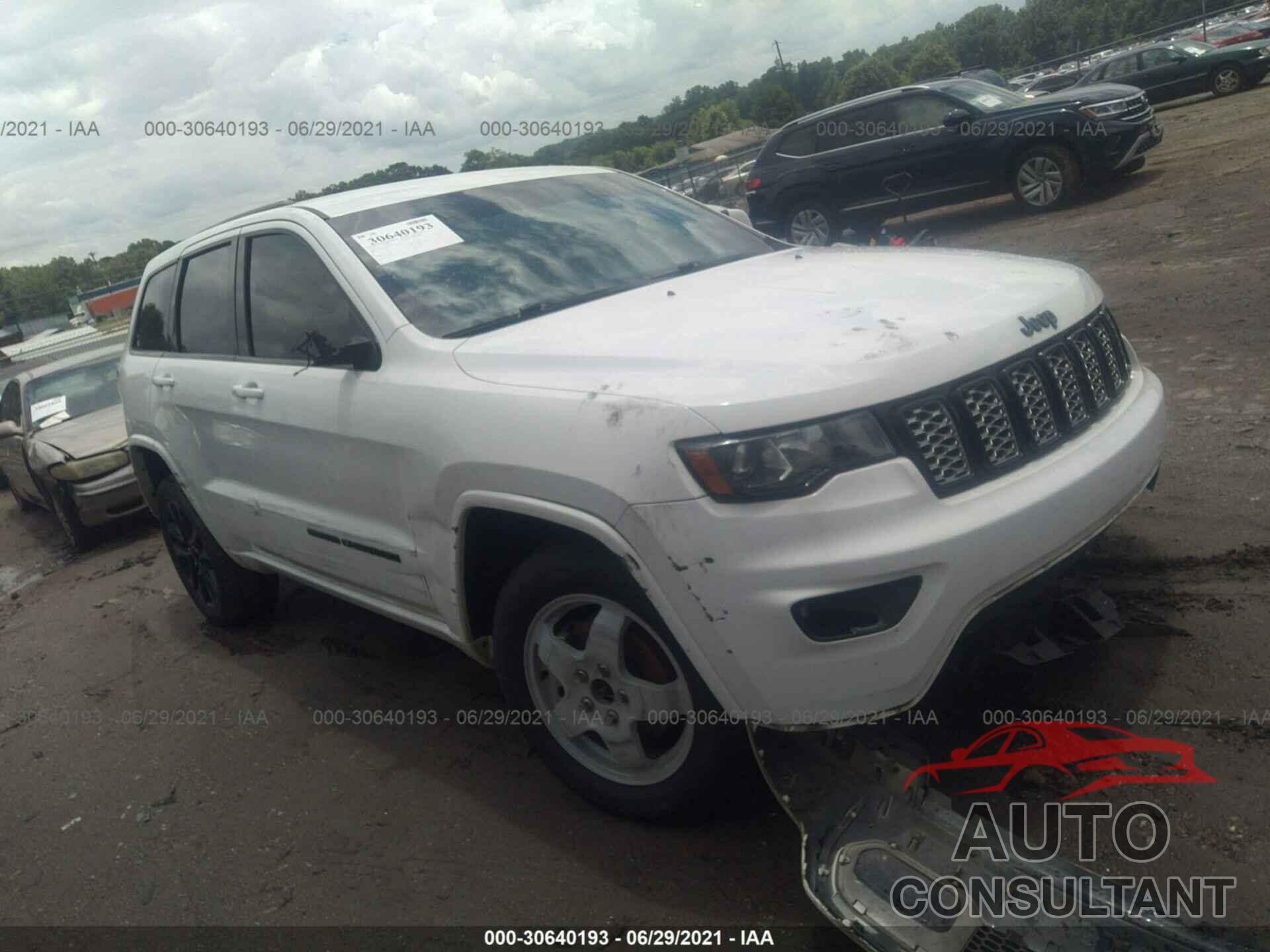 JEEP GRAND CHEROKEE 2018 - 1C4RJFAG5JC179414