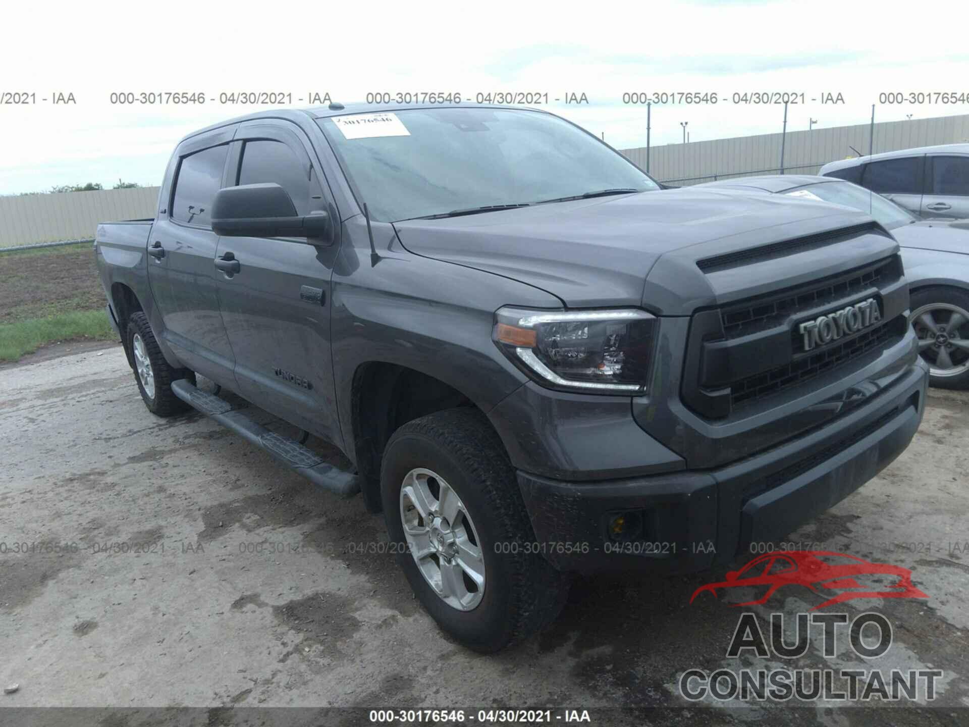 TOYOTA TUNDRA 4WD 2019 - 5TFDY5F11KX868395