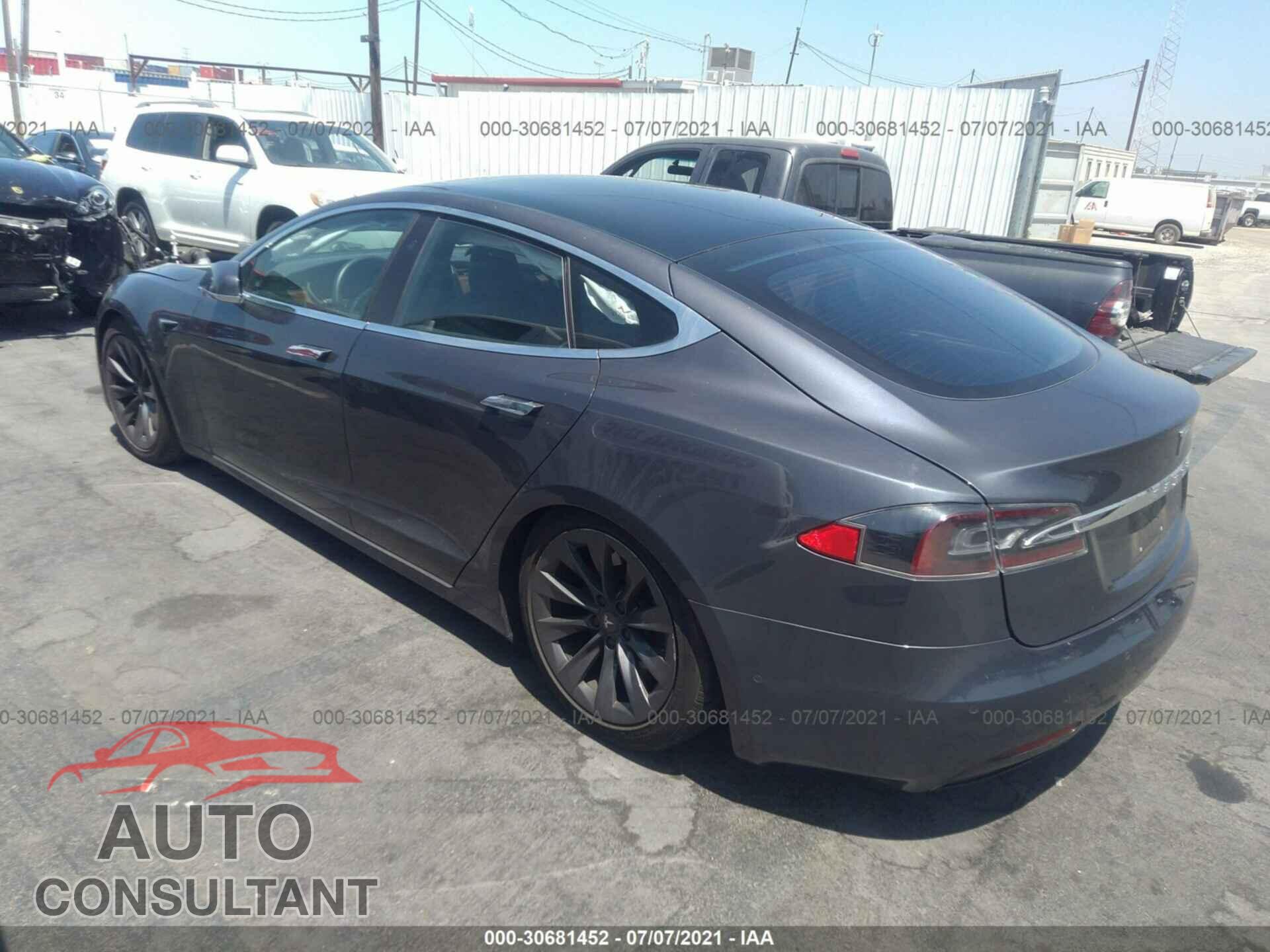 TESLA MODEL S 2020 - 5YJSA1E28LF379910