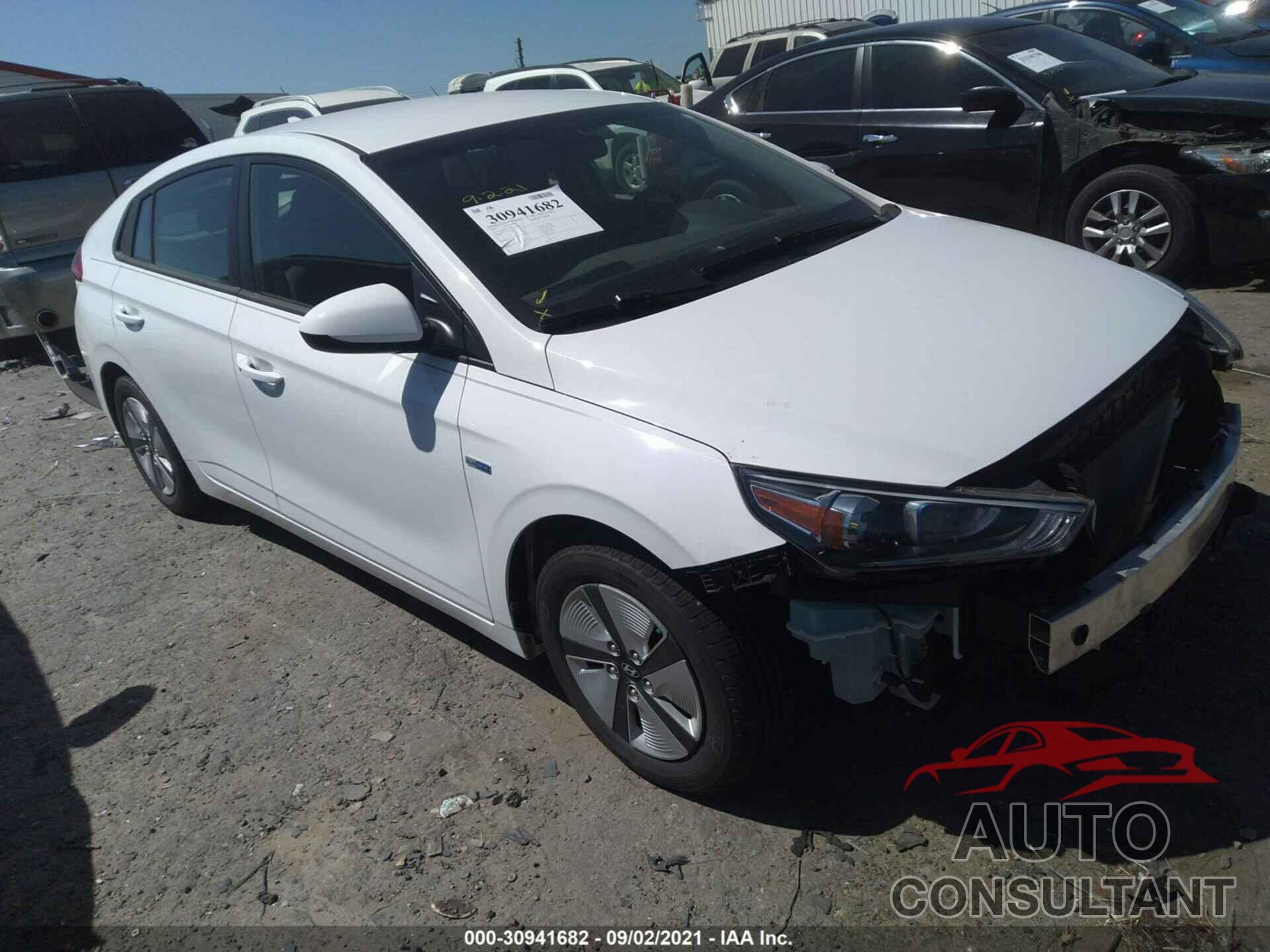 HYUNDAI IONIQ HYBRID 2017 - KMHC65LC9HU040009