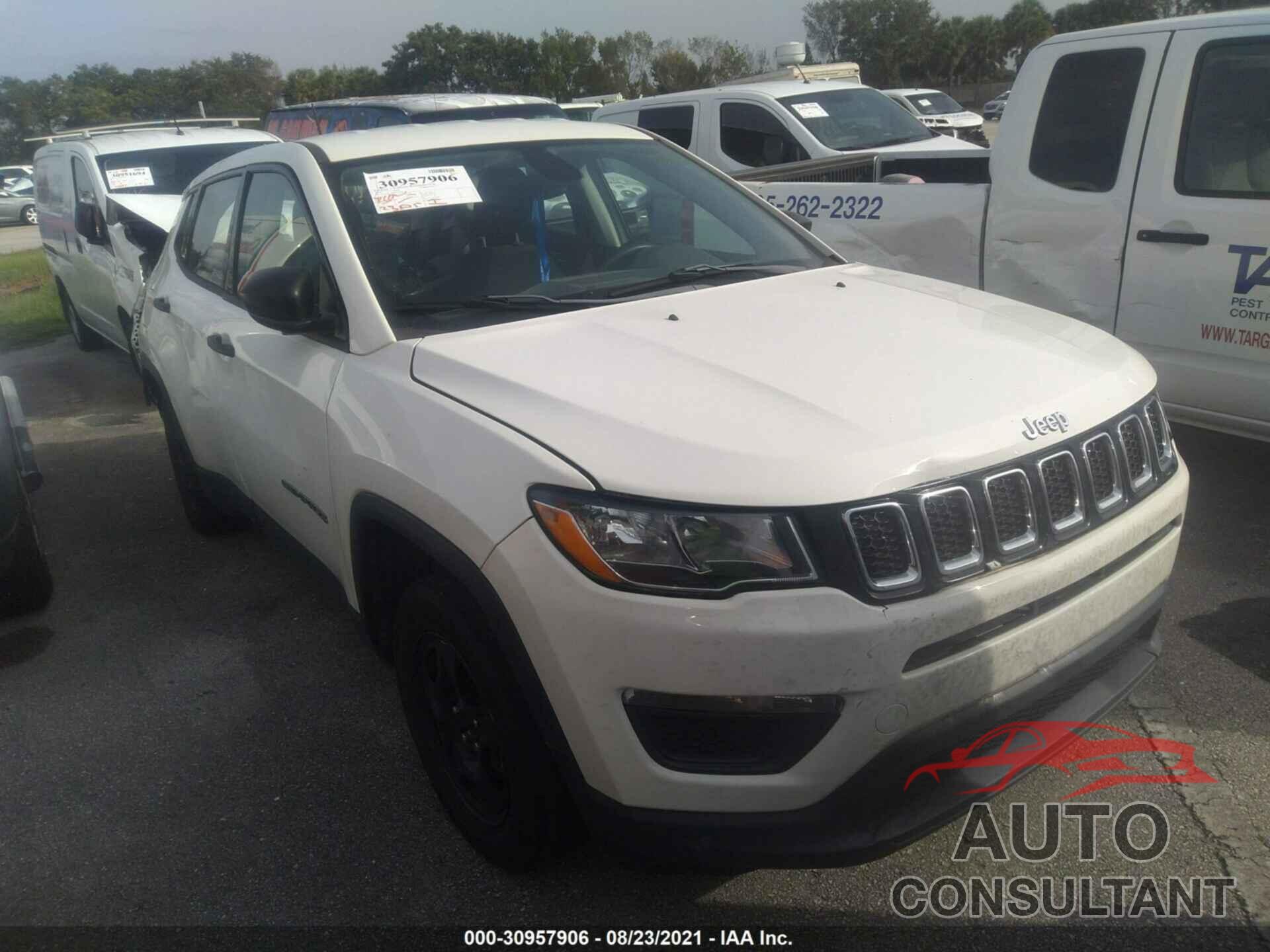 JEEP COMPASS 2018 - 3C4NJCAB0JT318189