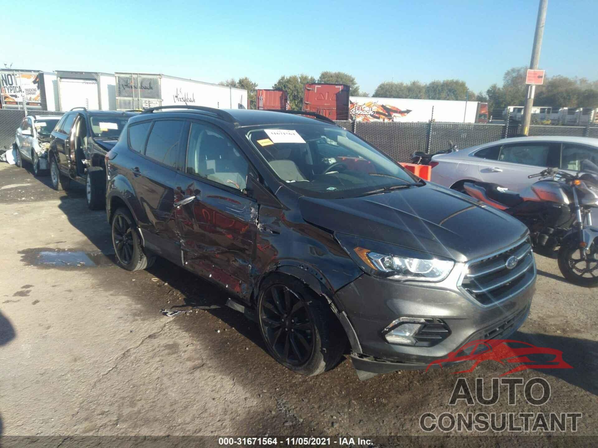 FORD ESCAPE 2019 - 1FMCU0GD1KUA63108