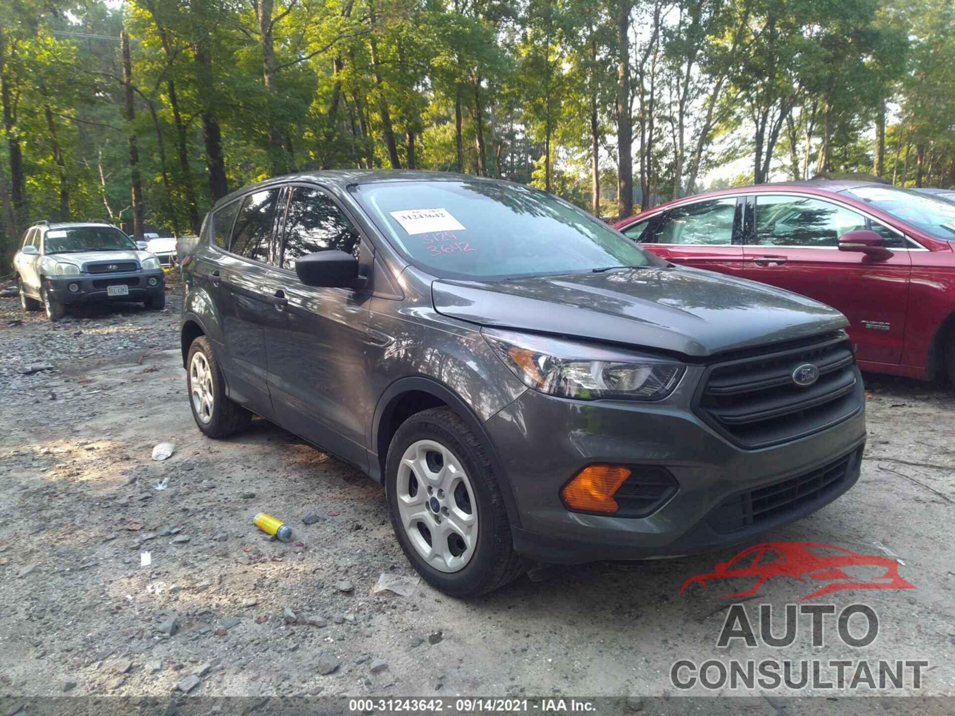 FORD ESCAPE 2018 - 1FMCU0F75JUA07263