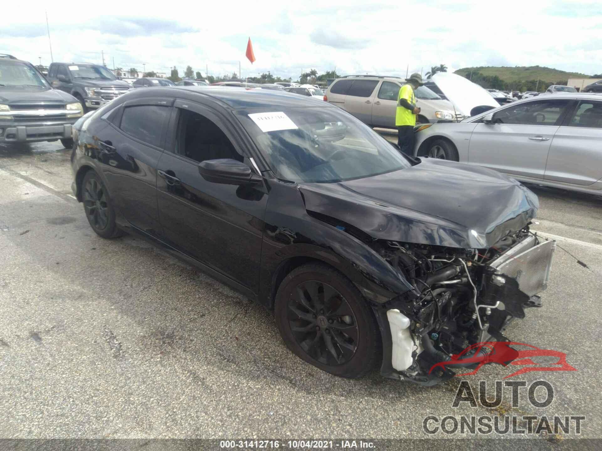 HONDA CIVIC HATCHBACK 2018 - SHHFK7H26JU215046