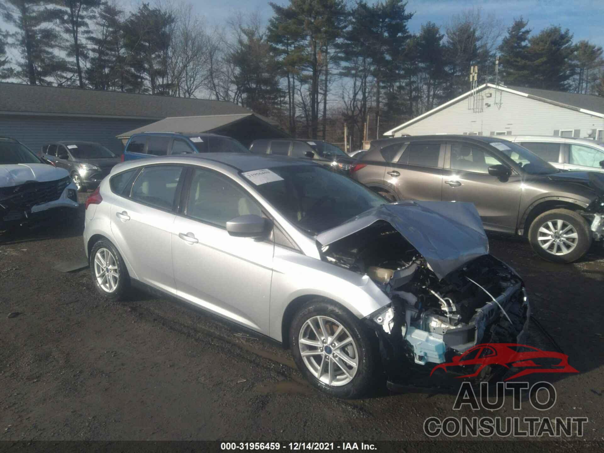 FORD FOCUS 2018 - 1FADP3K20JL274205