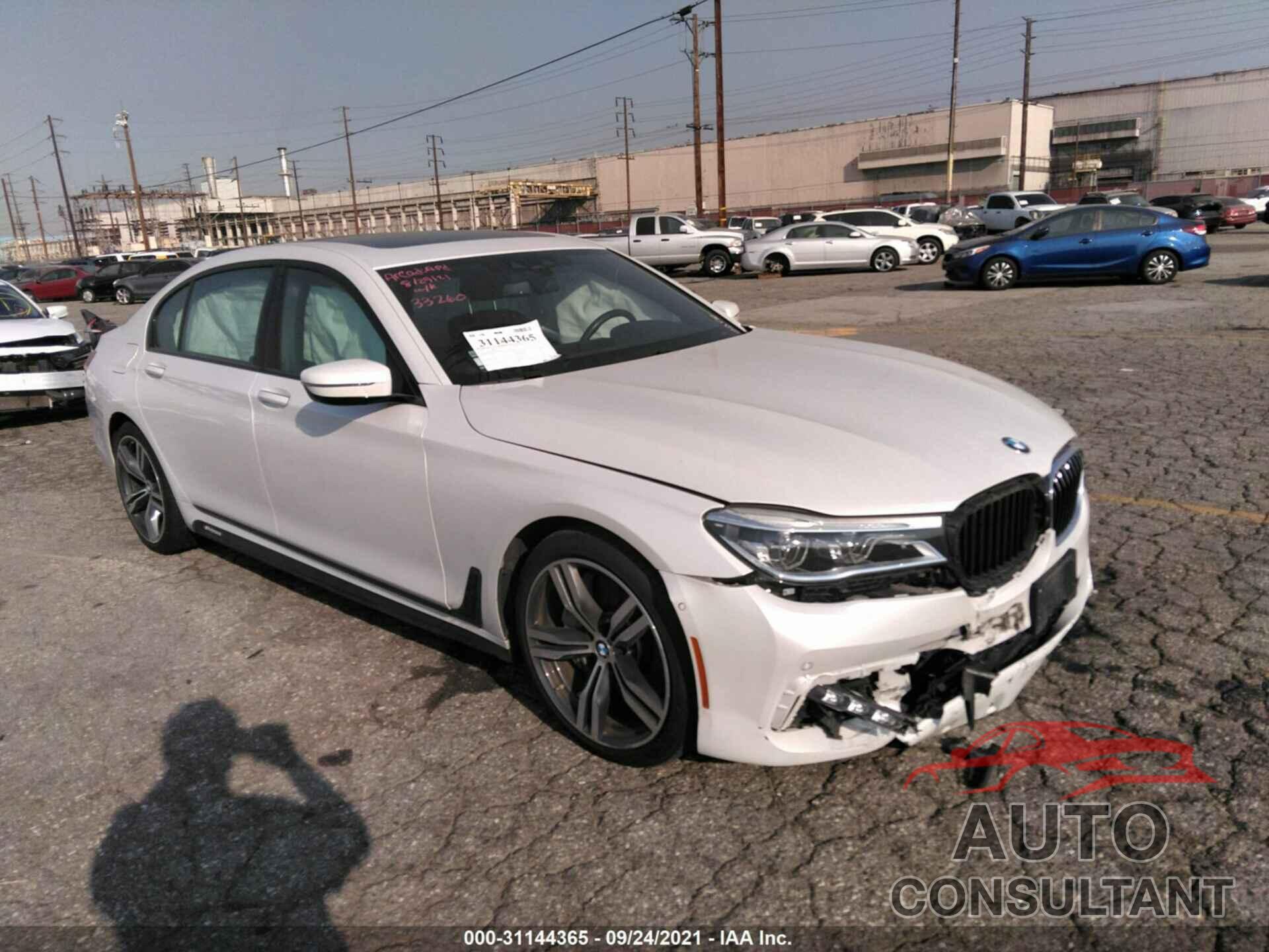 BMW 7 SERIES 2019 - WBA7F0C55KGM24933