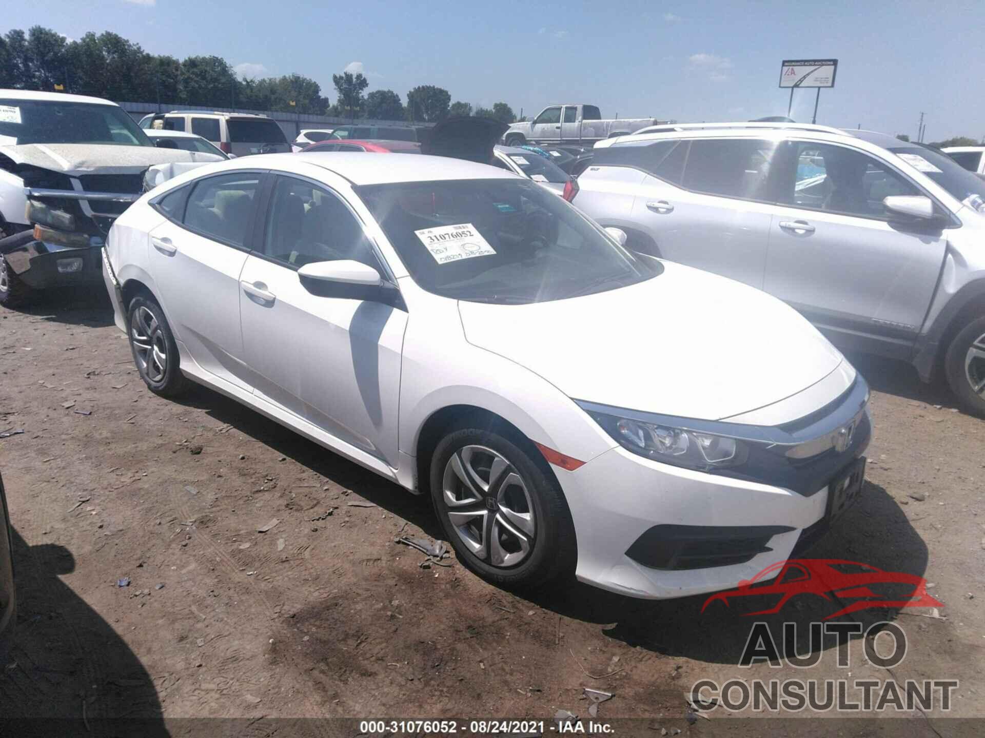 HONDA CIVIC SEDAN 2018 - 19XFC2F50JE203270