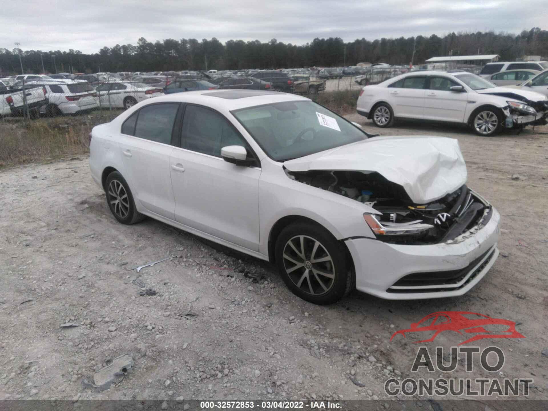 VOLKSWAGEN JETTA 2017 - 3VWDB7AJ1HM407293