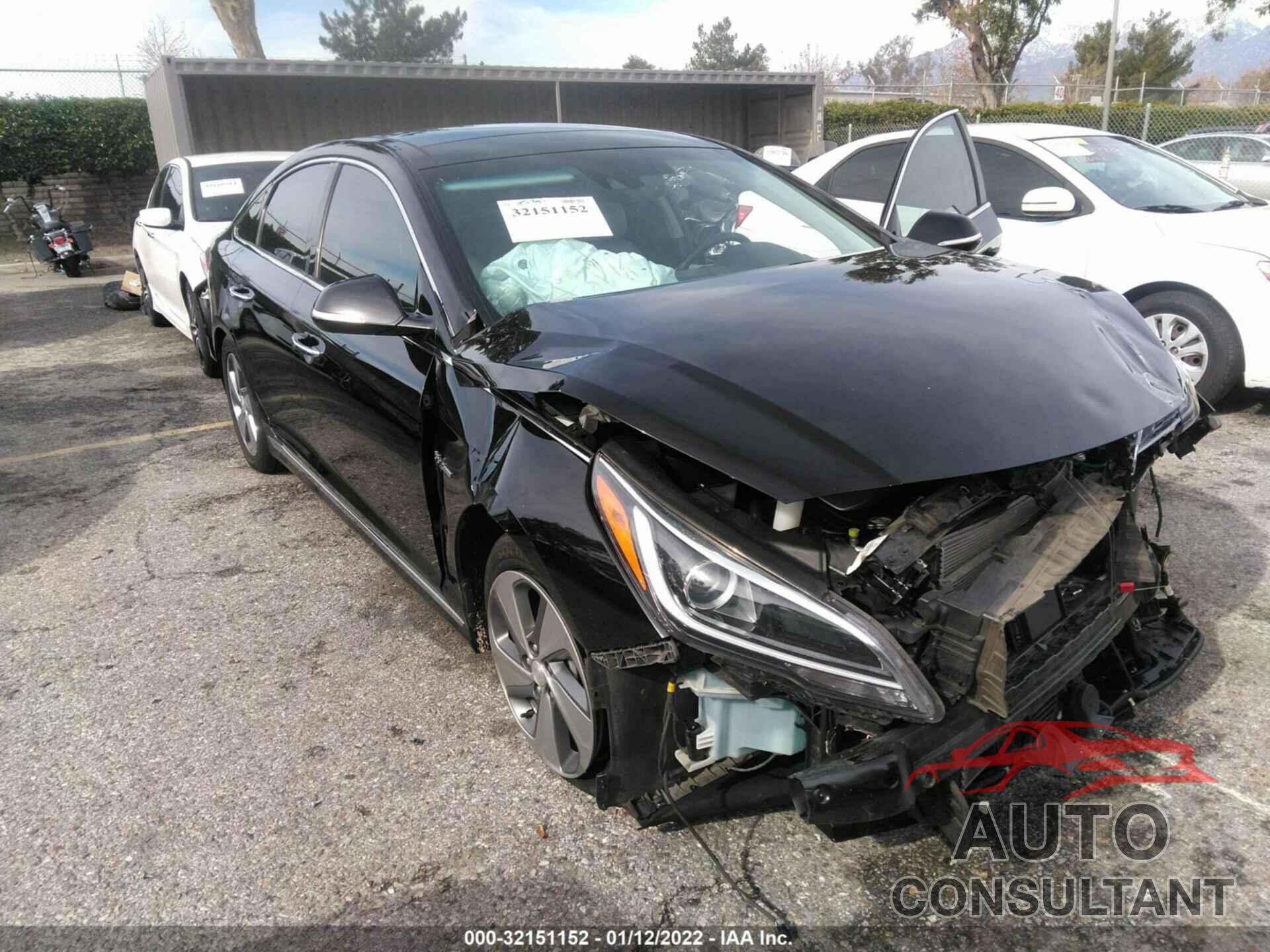 HYUNDAI SONATA HYBRID 2016 - KMHE34L18GA022952