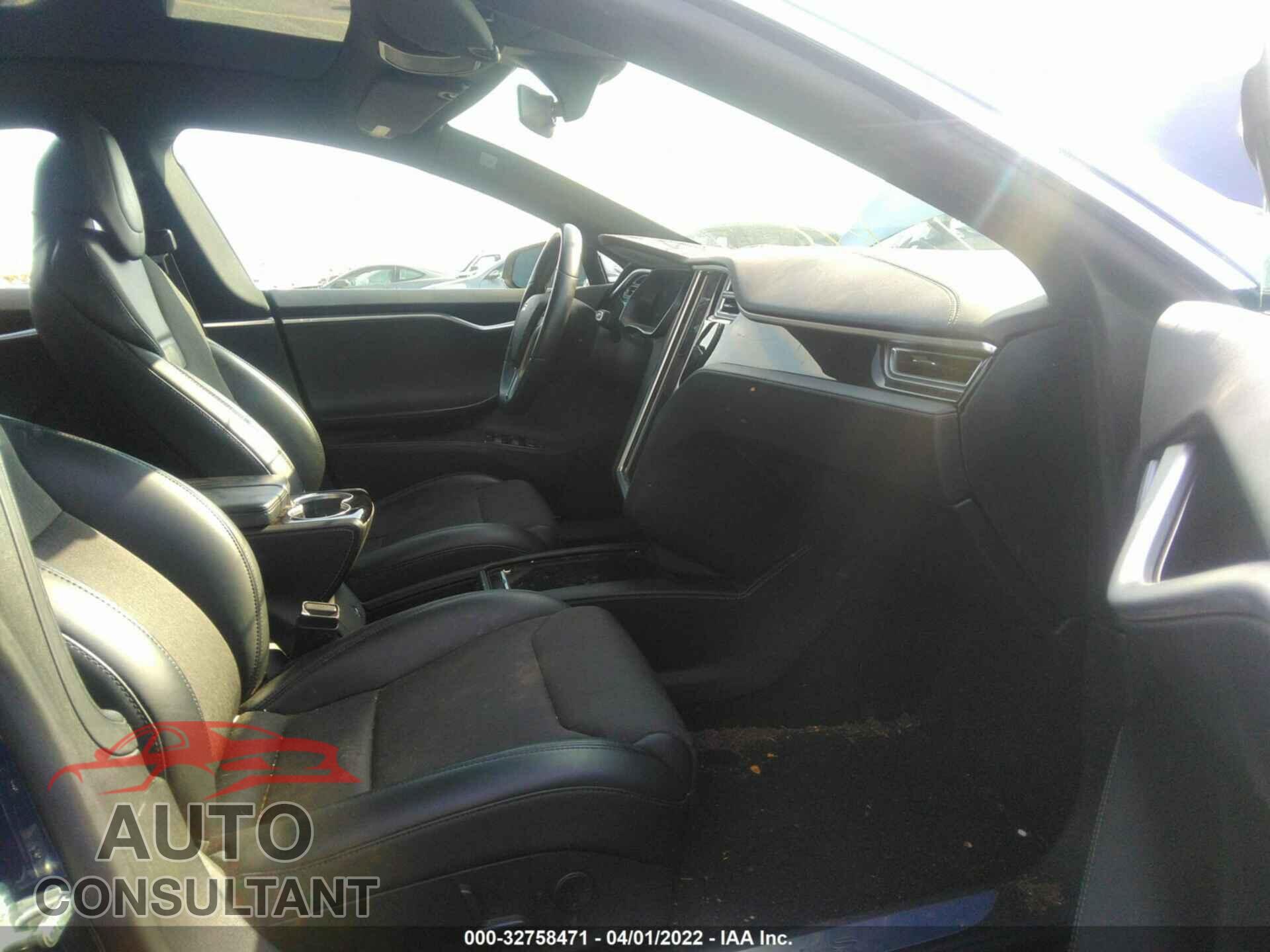 TESLA MODEL S 2017 - 5YJSA1E2XHF208762