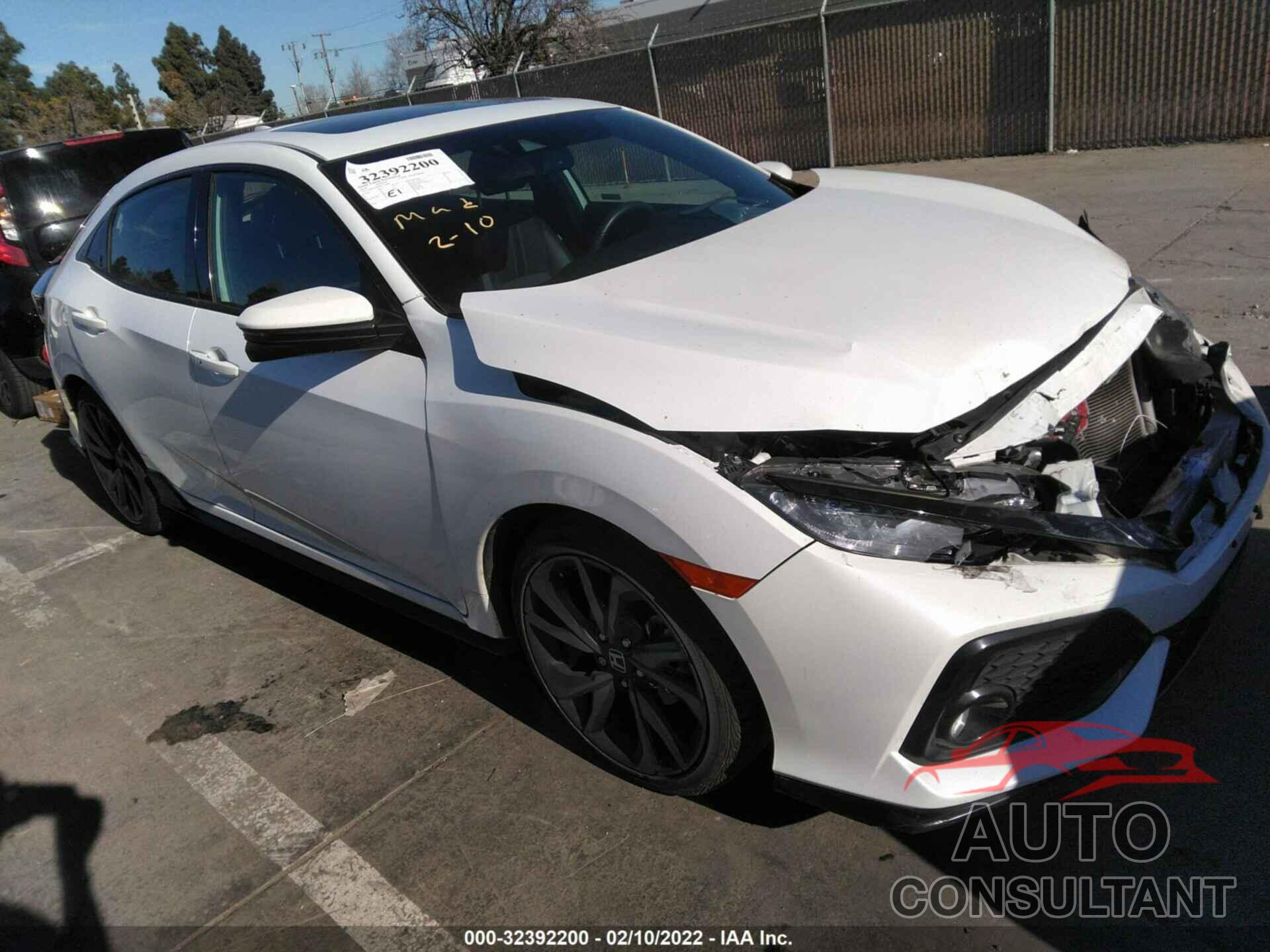 HONDA CIVIC HATCHBACK 2018 - SHHFK7H98JU430036