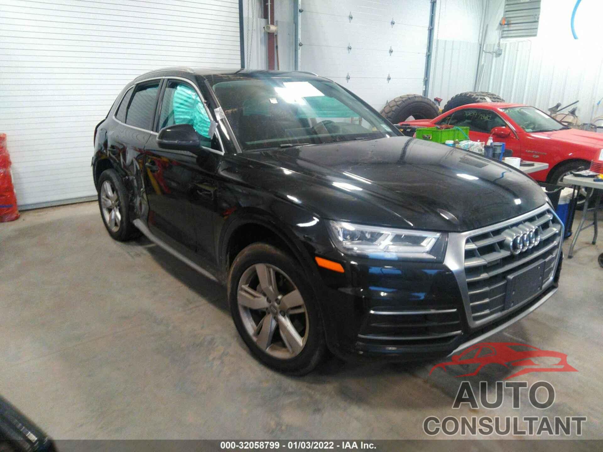 AUDI Q5 2018 - WA1BNAFY4J2174005