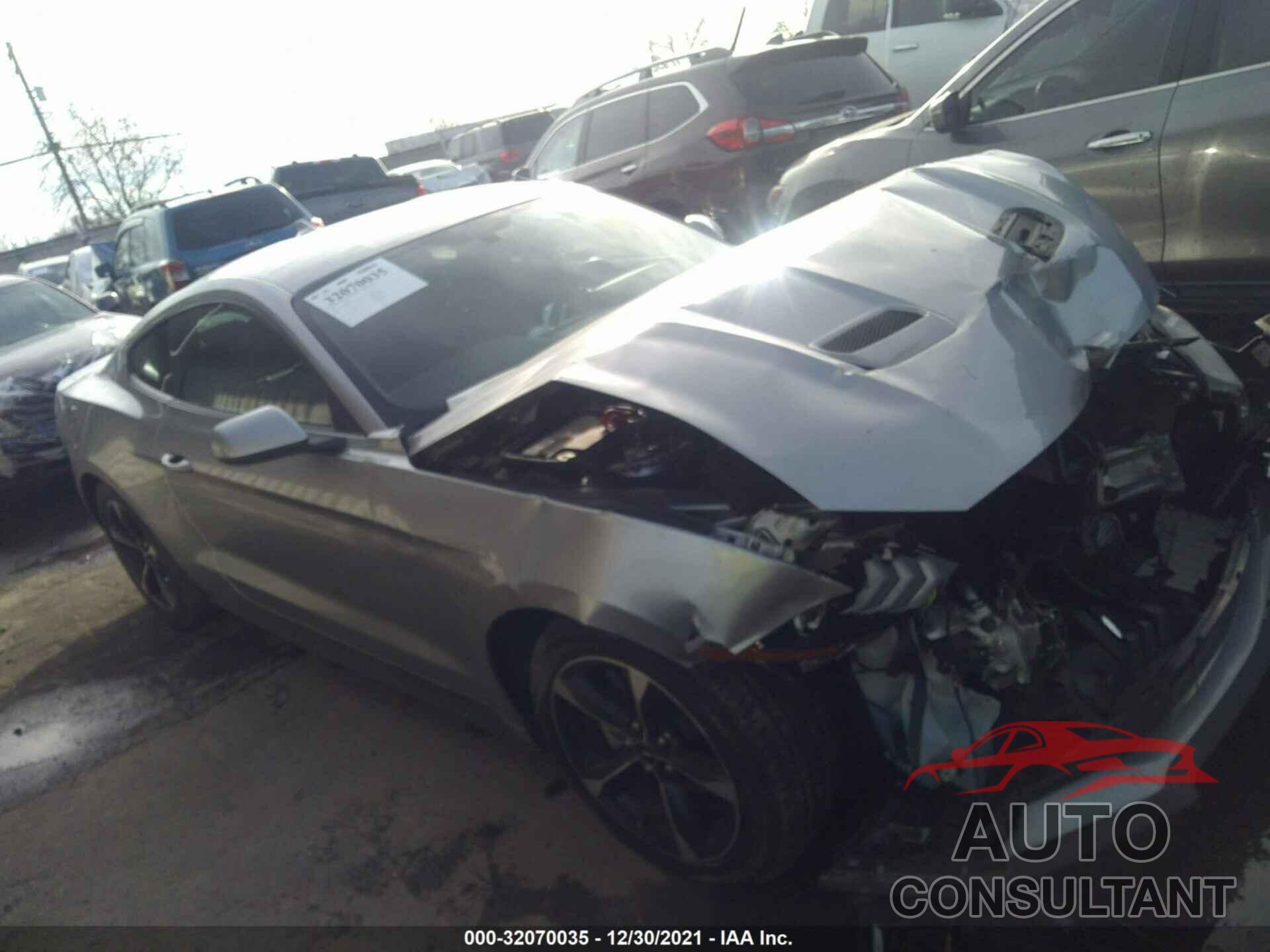 FORD MUSTANG 2020 - 1FA6P8TH9L5163247