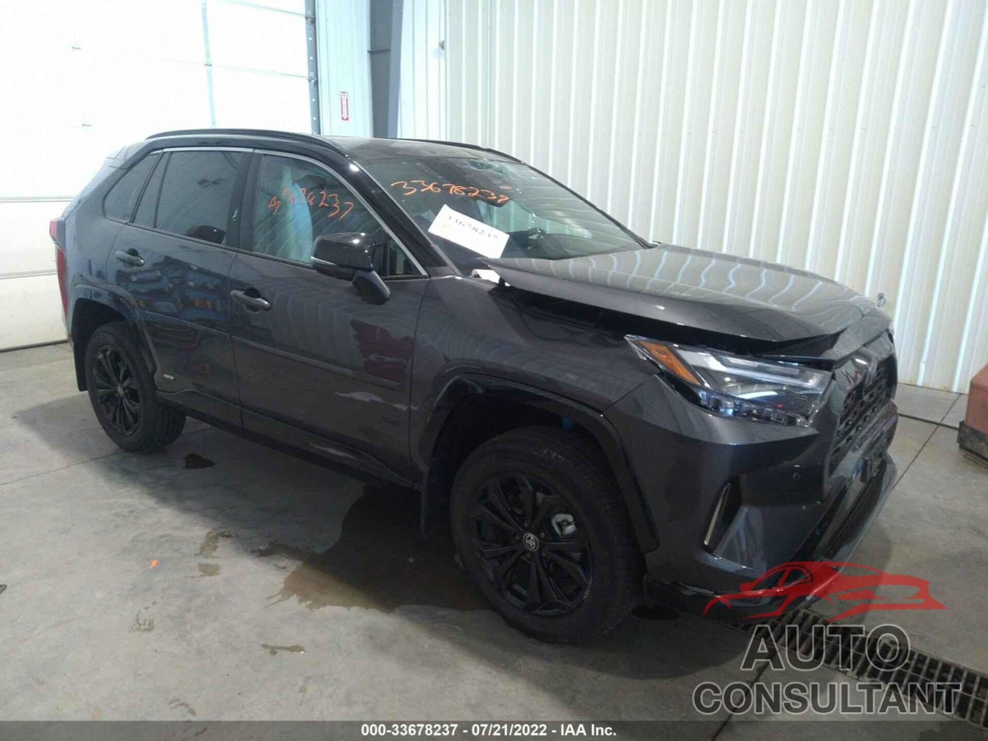 TOYOTA RAV4 2022 - 2T3E6RFV0NW031358