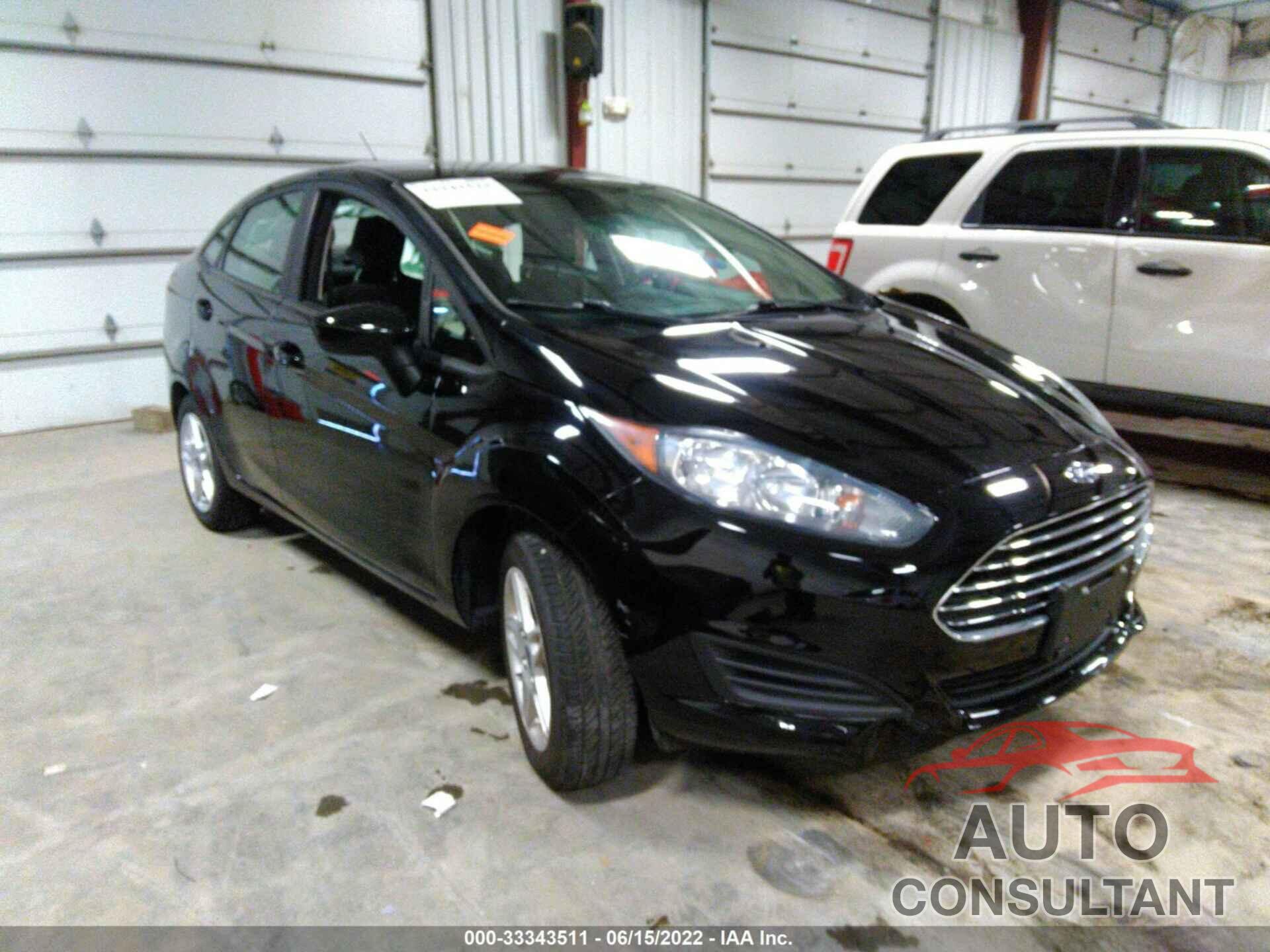FORD FIESTA 2018 - 3FADP4BJ3JM139621