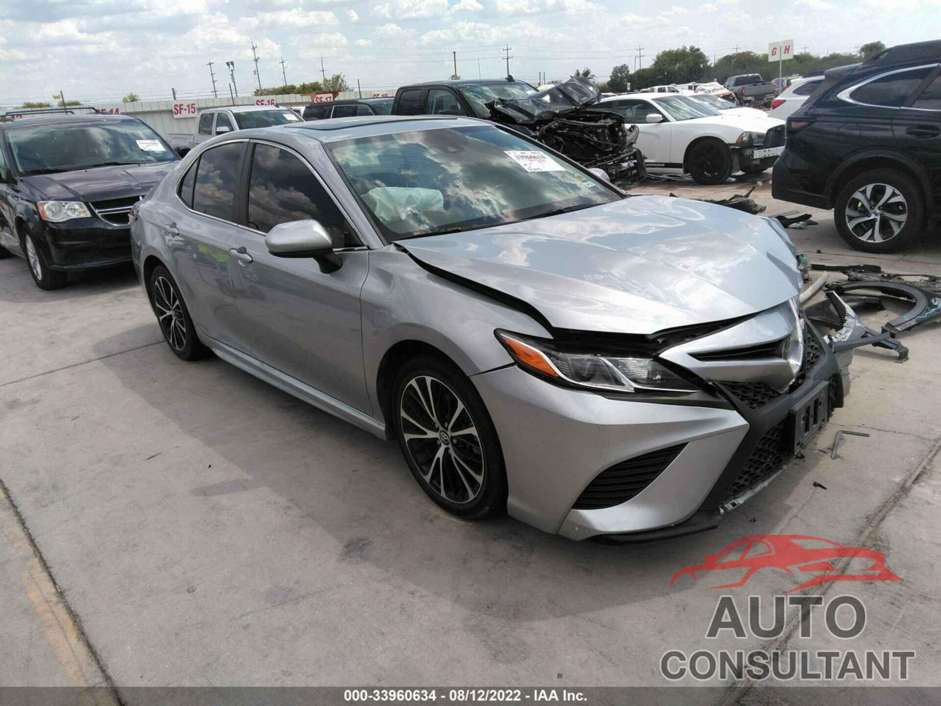 TOYOTA CAMRY 2020 - 4T1G11AK1LU929155
