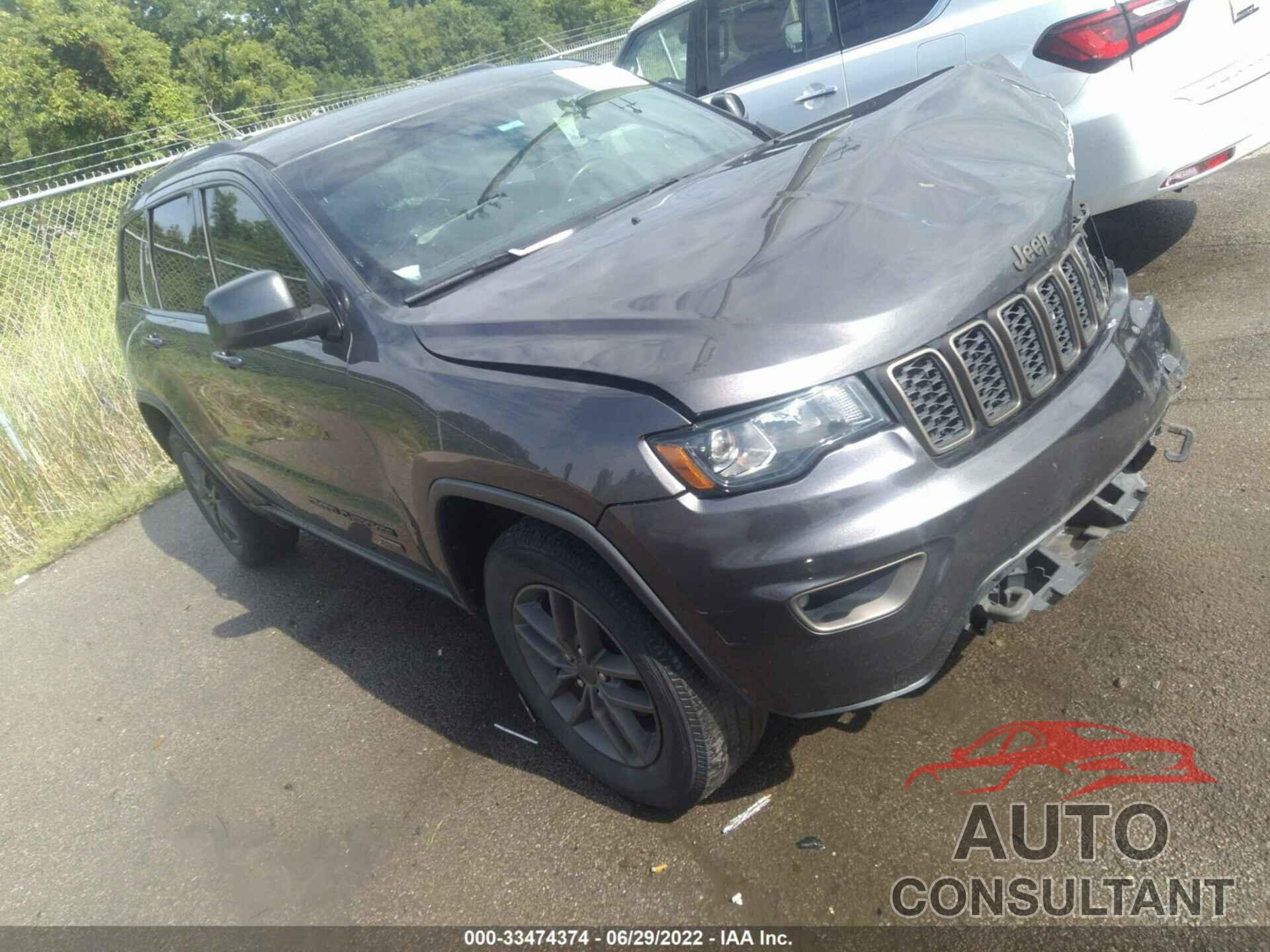 JEEP GRAND CHEROKEE 2017 - 1C4RJEAG3HC634376