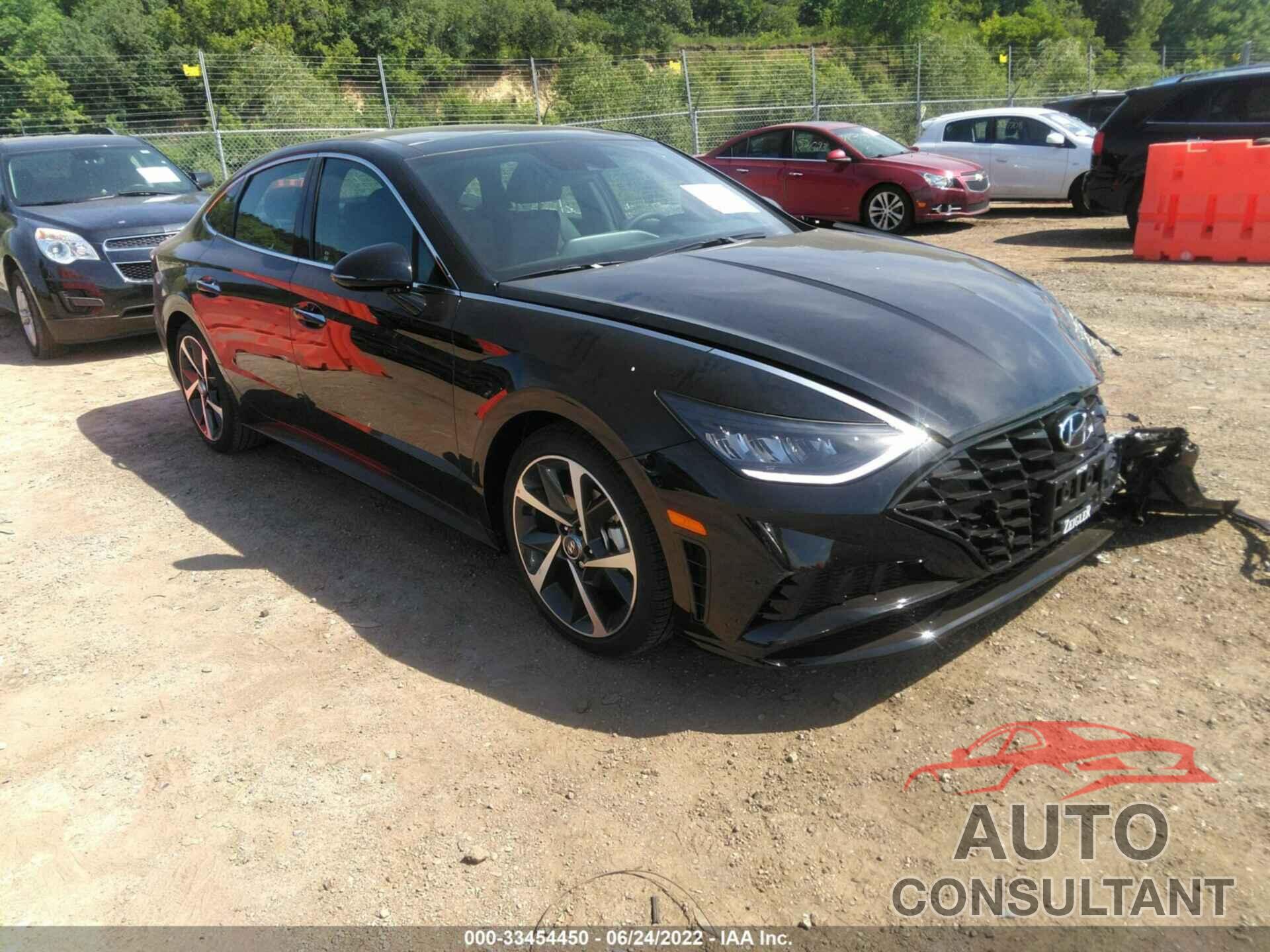 HYUNDAI SONATA 2022 - KMHL44J22NA208614